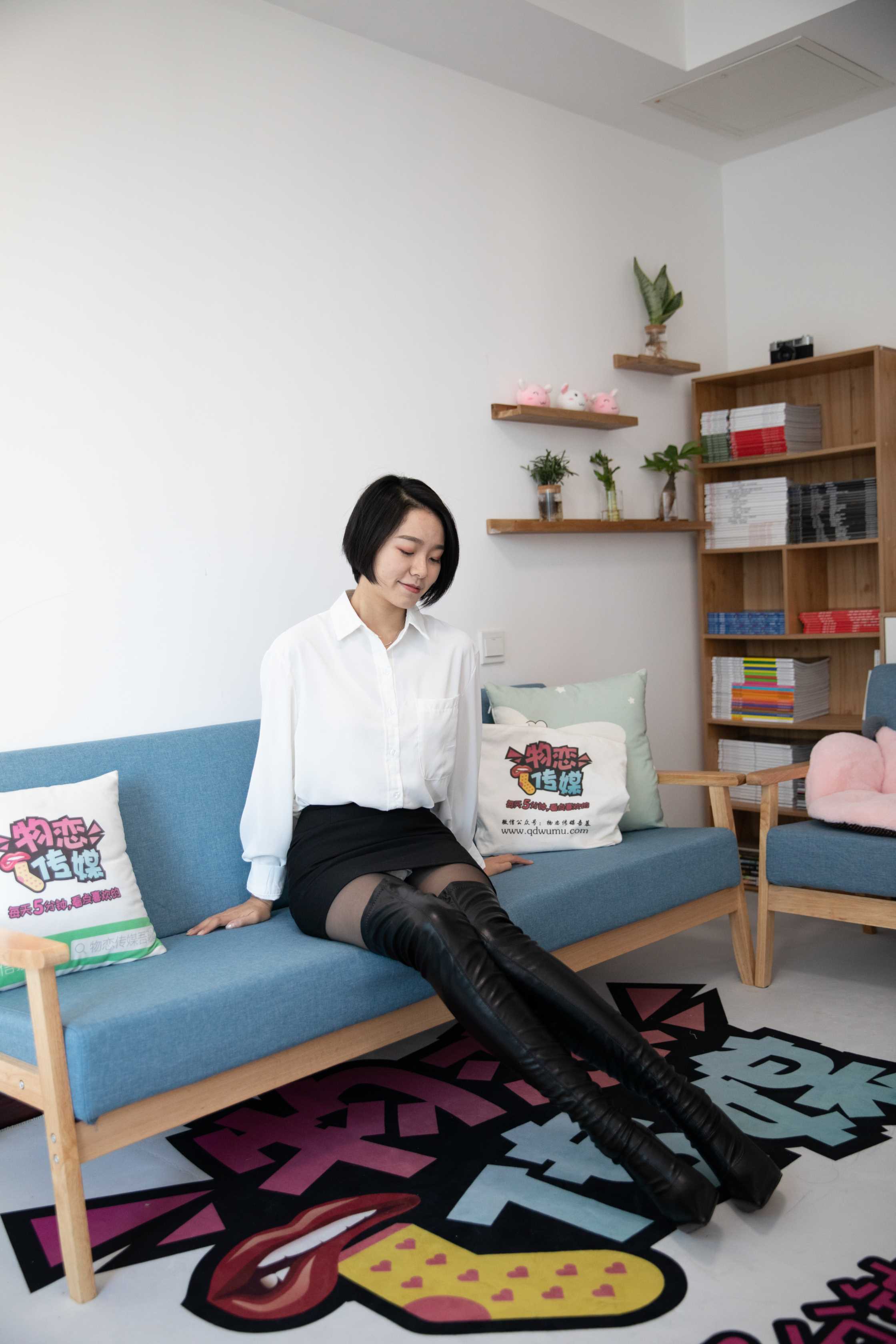 物恋传媒 NO.594 小飞-生命之尘 [121P+1V3.36G]