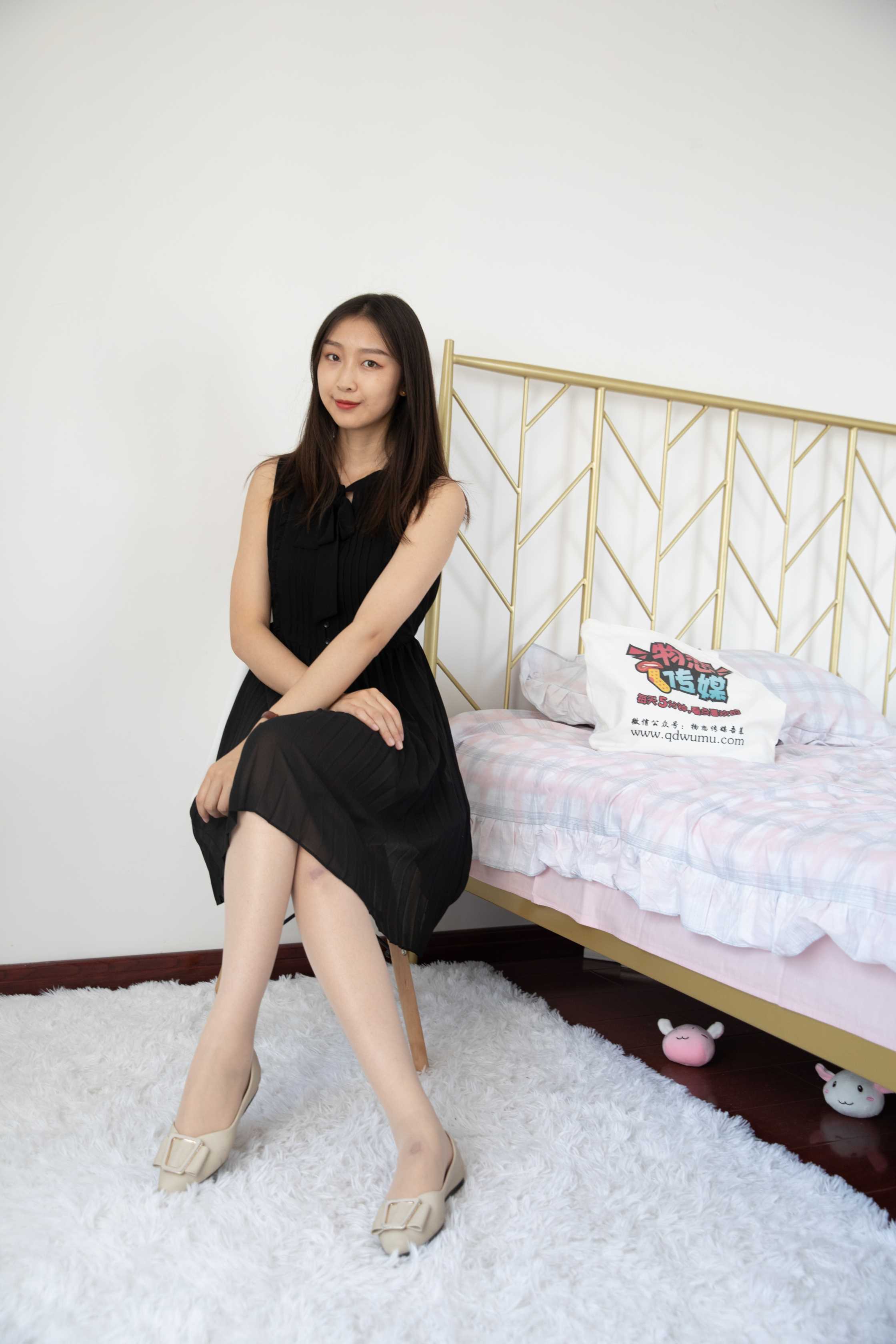 物恋传媒 NO.595 小云-如冬 [142P+1V3.17G]