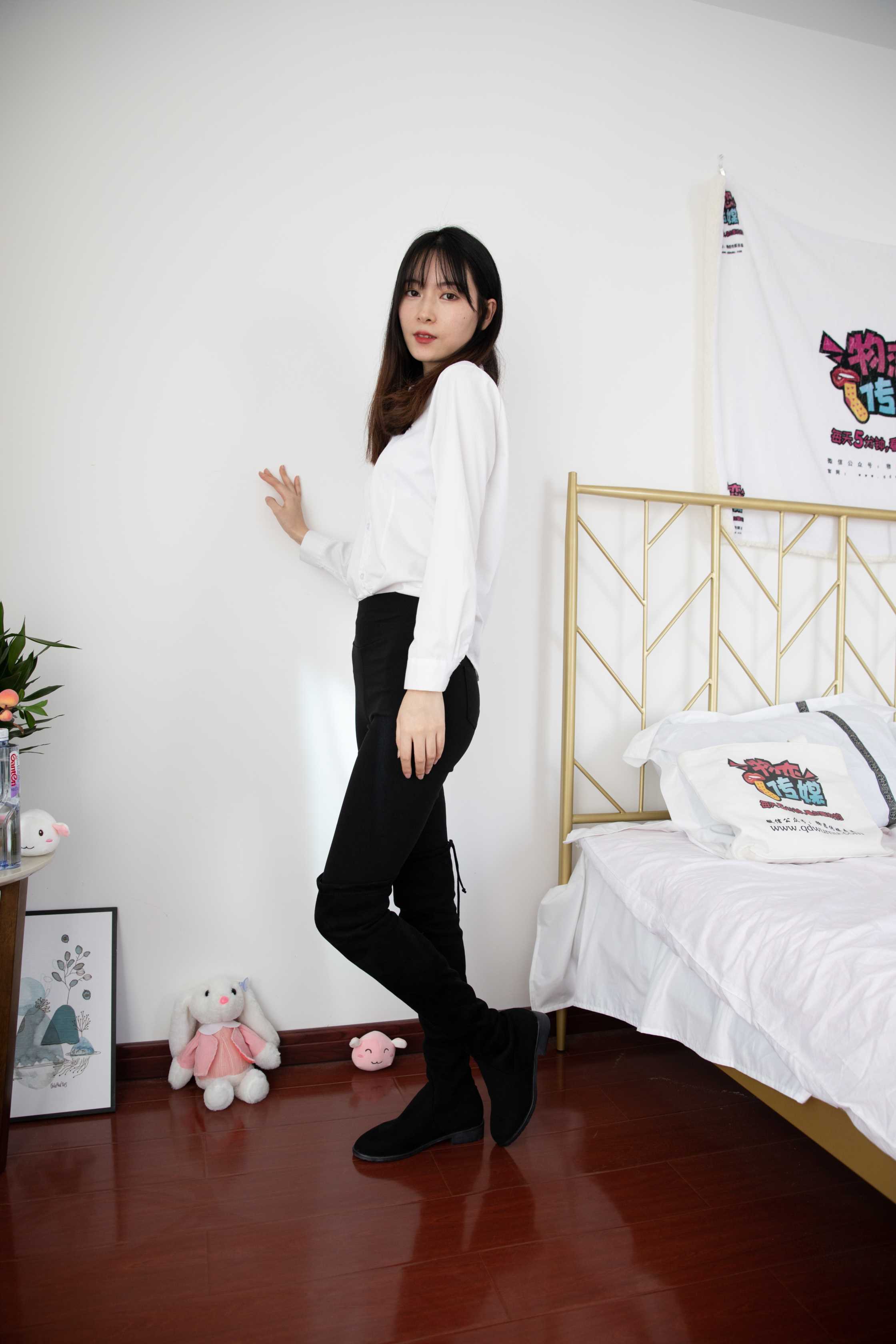 物恋传媒 NO.600 猫耳-眉间雪 [149P+1V3.63G]