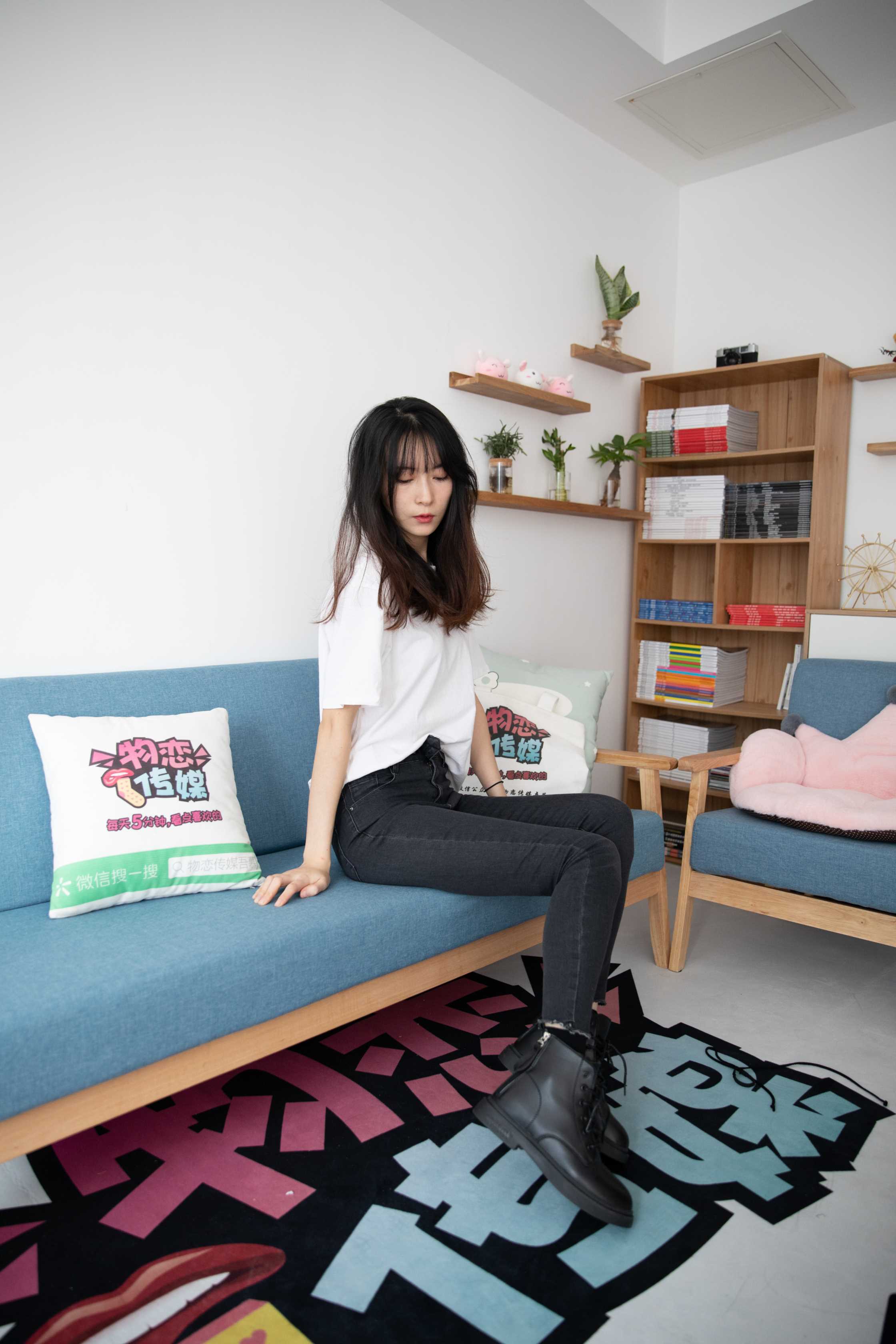 物恋传媒 NO.604 猫耳-风里的四季 [166P+1V4.54G]