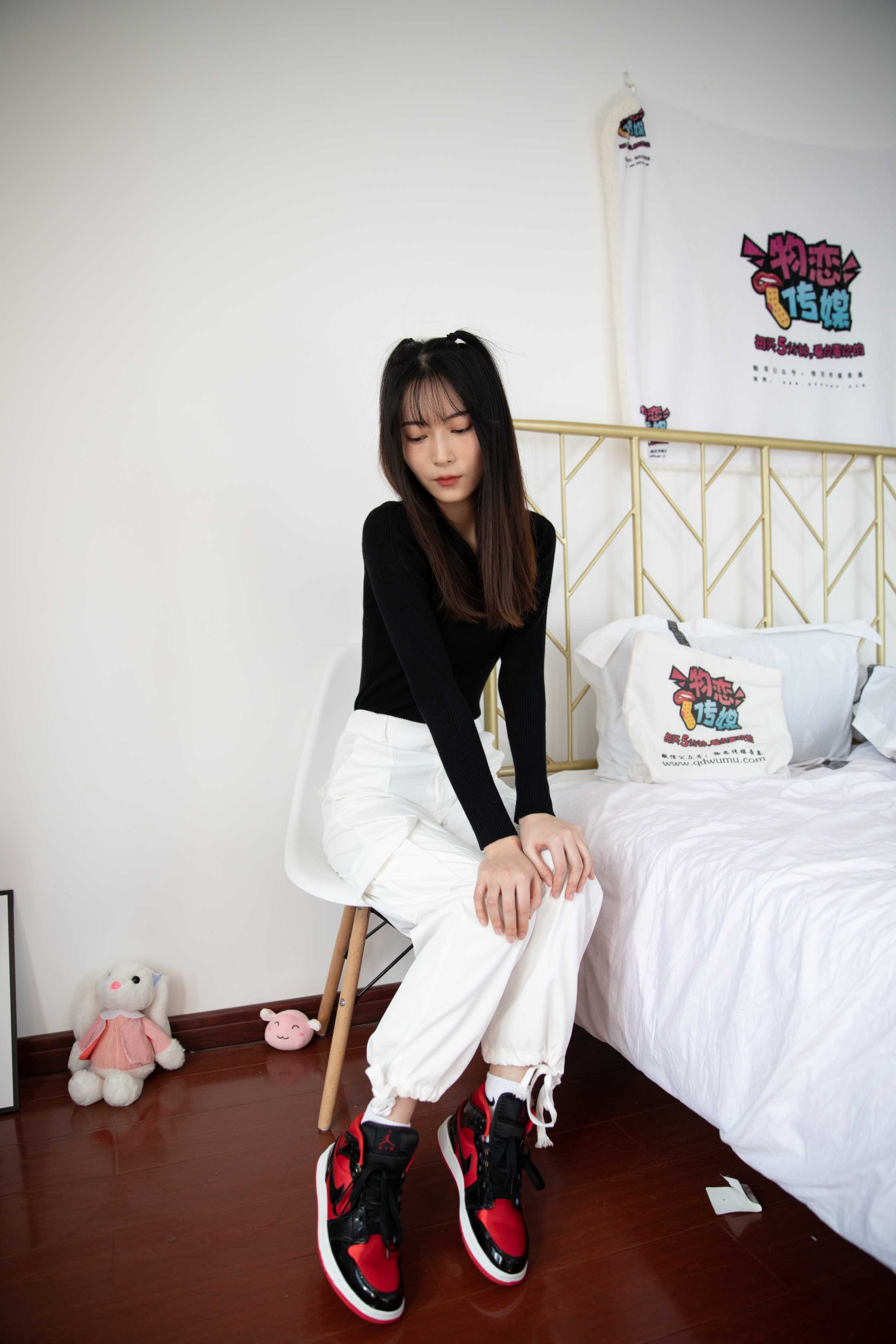 物恋传媒 NO.612 猫耳-送你一朵阳光 [181P+1V3.98G]