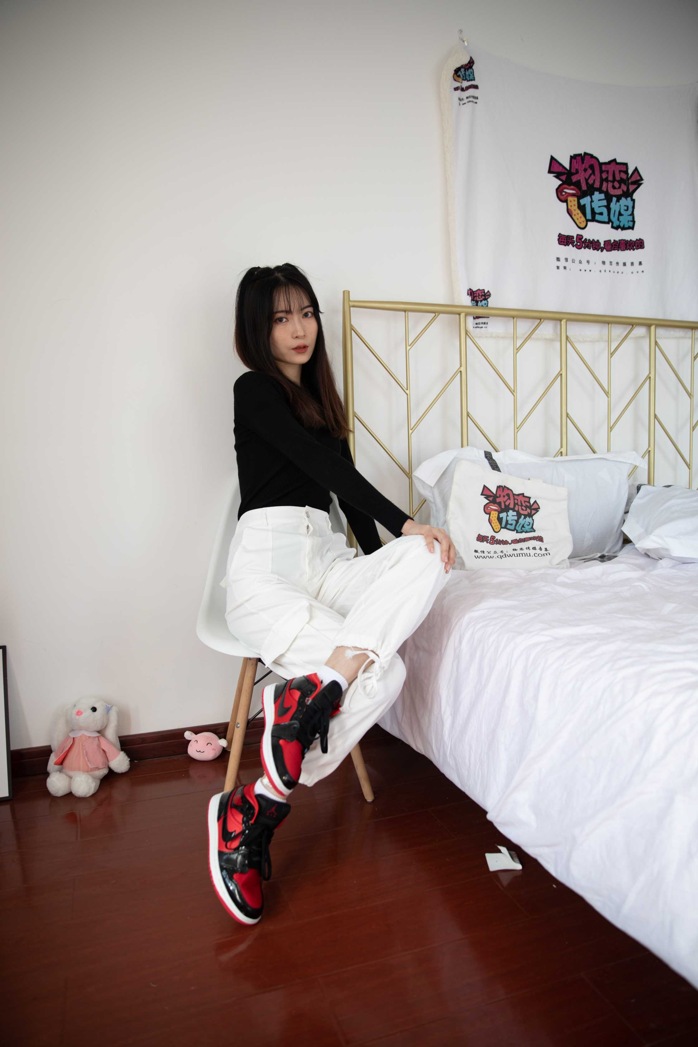 物恋传媒 NO.612 猫耳-送你一朵阳光 [181P+1V3.98G]