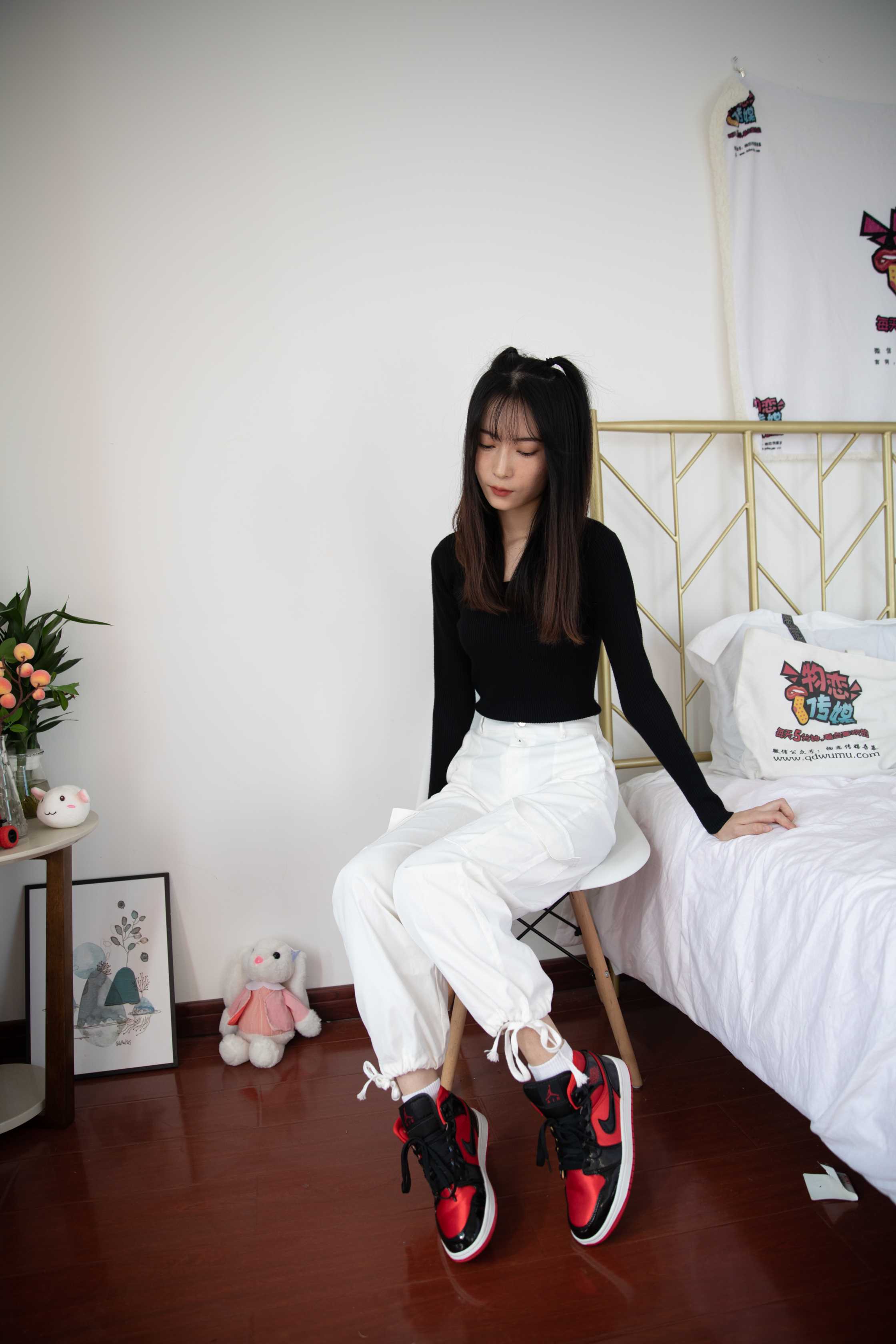 物恋传媒 NO.612 猫耳-送你一朵阳光 [181P+1V3.98G]