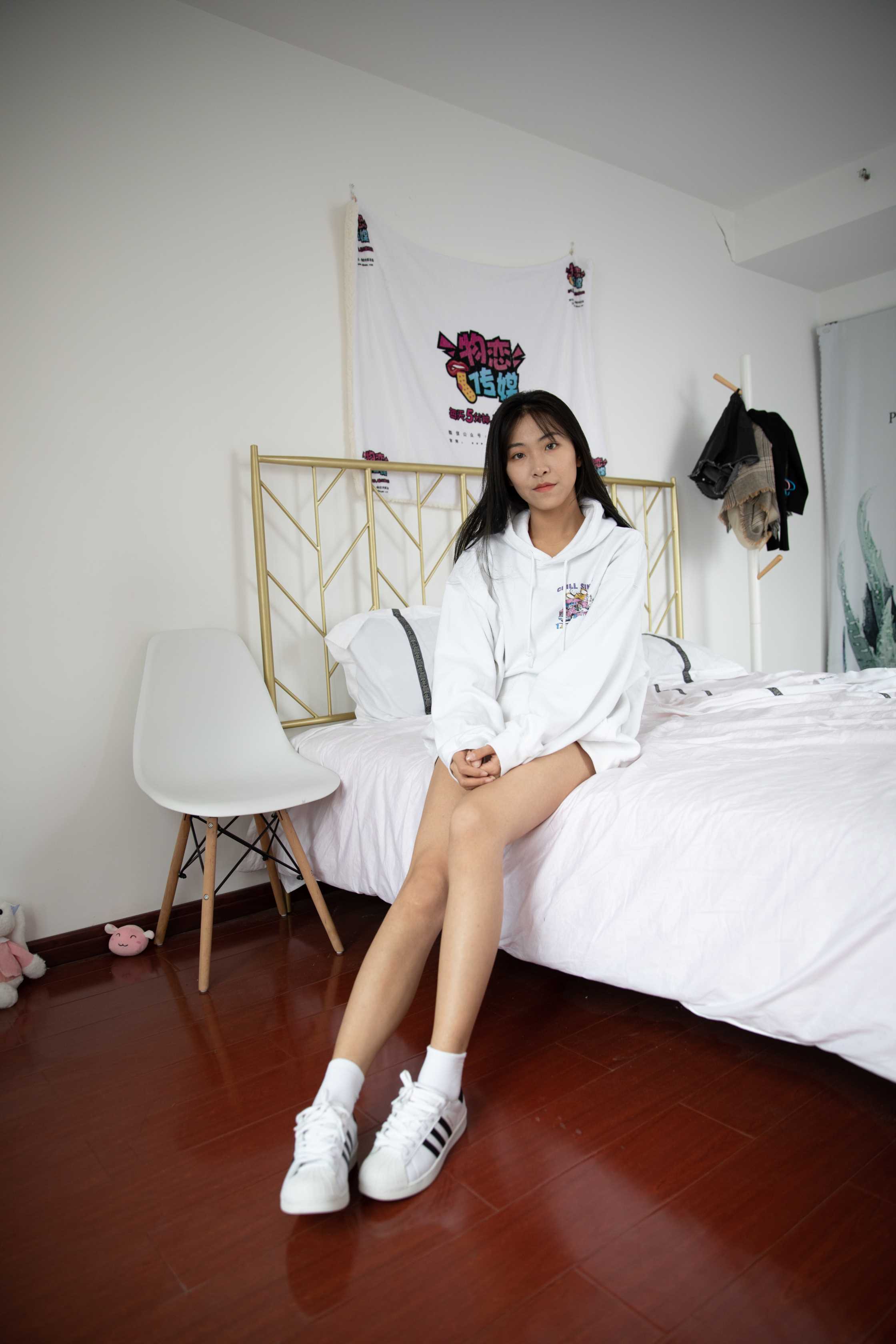 物恋传媒 NO.618 elise-云月夜 [153P+1V3.77G]