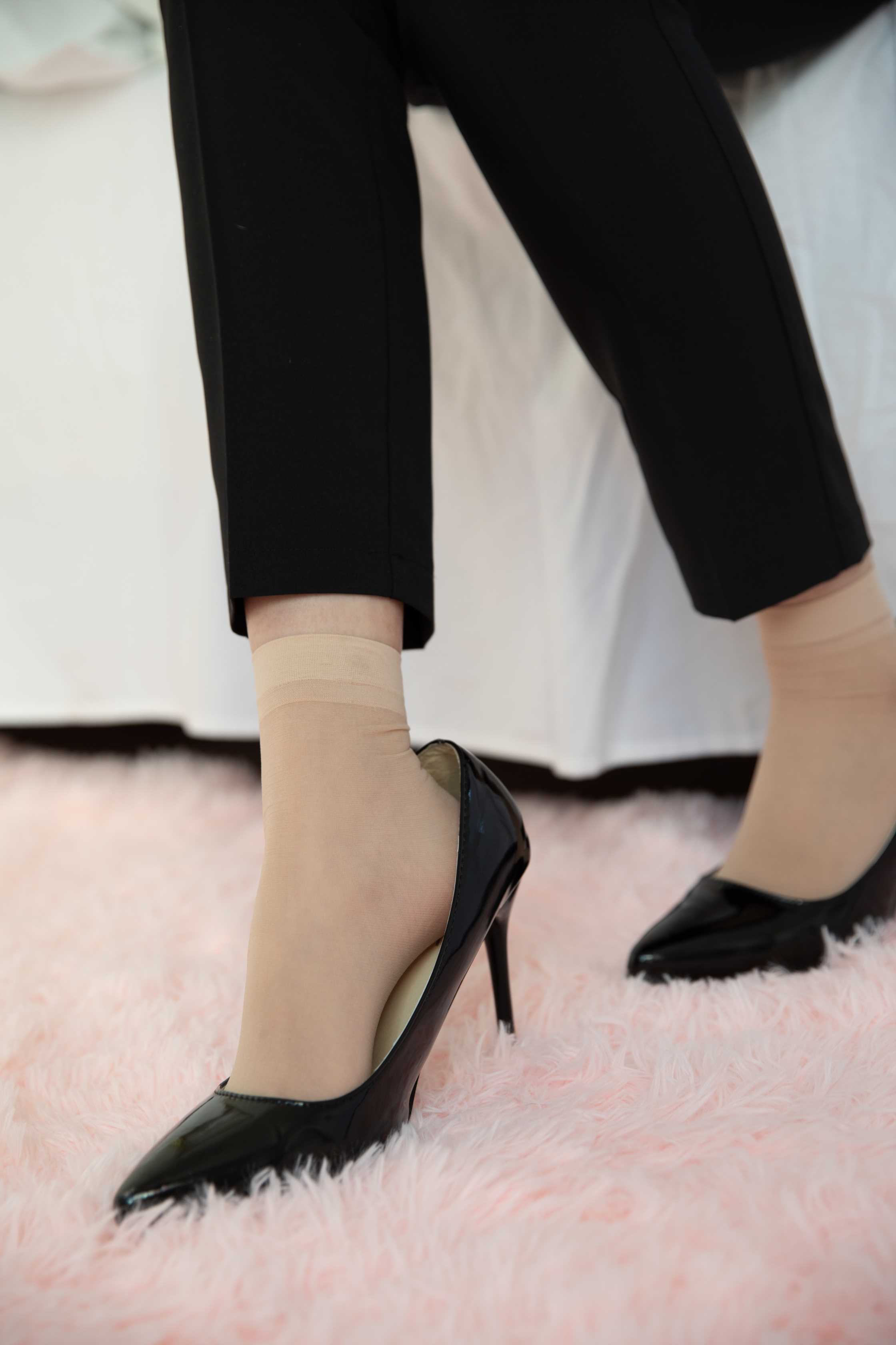 物恋传媒 NO.621 小晴-冬日梅林 [163P+1V3.69G] 插图4