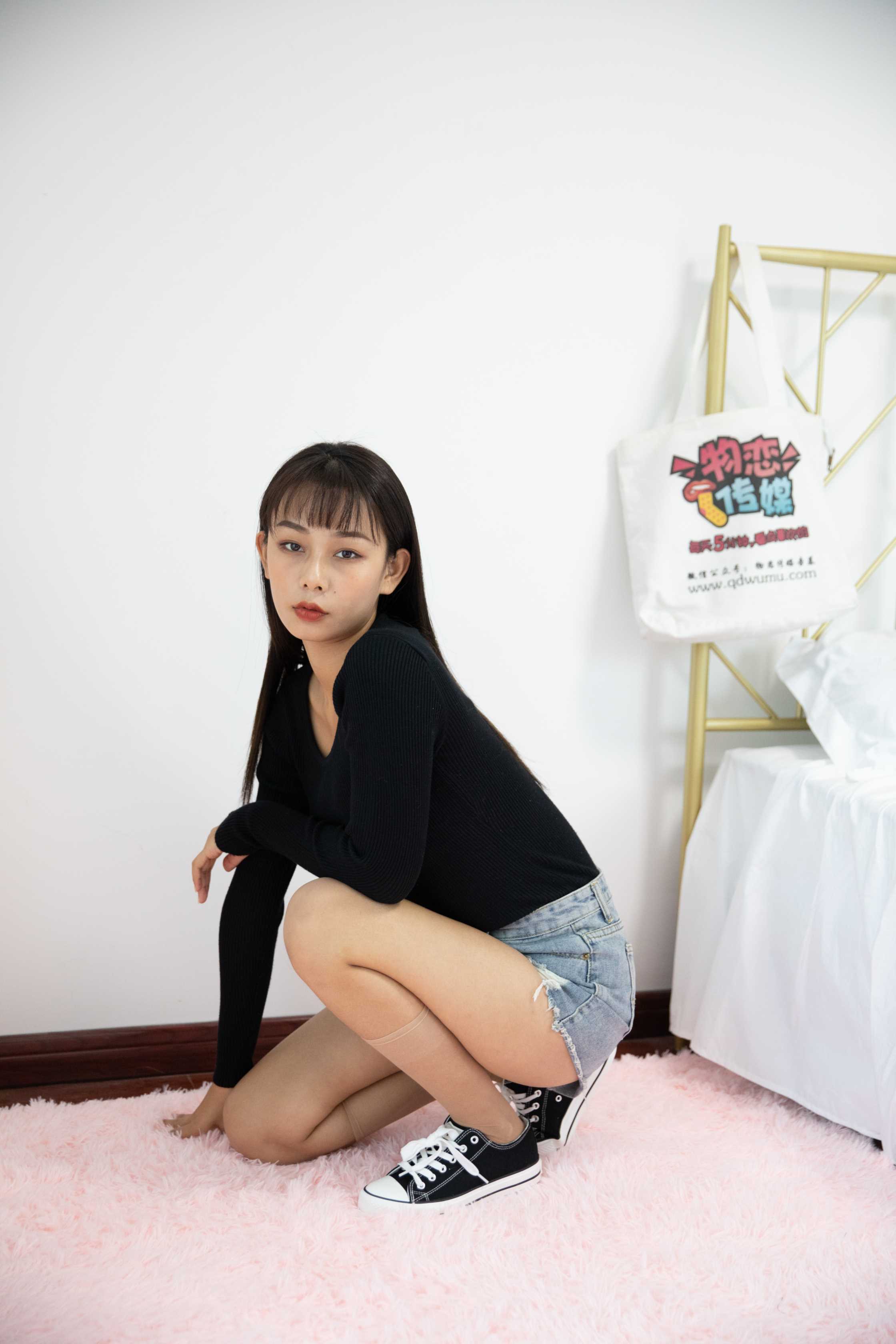 物恋传媒 NO.635 岚岚-与雪与月 [218P+1V／5.2G]