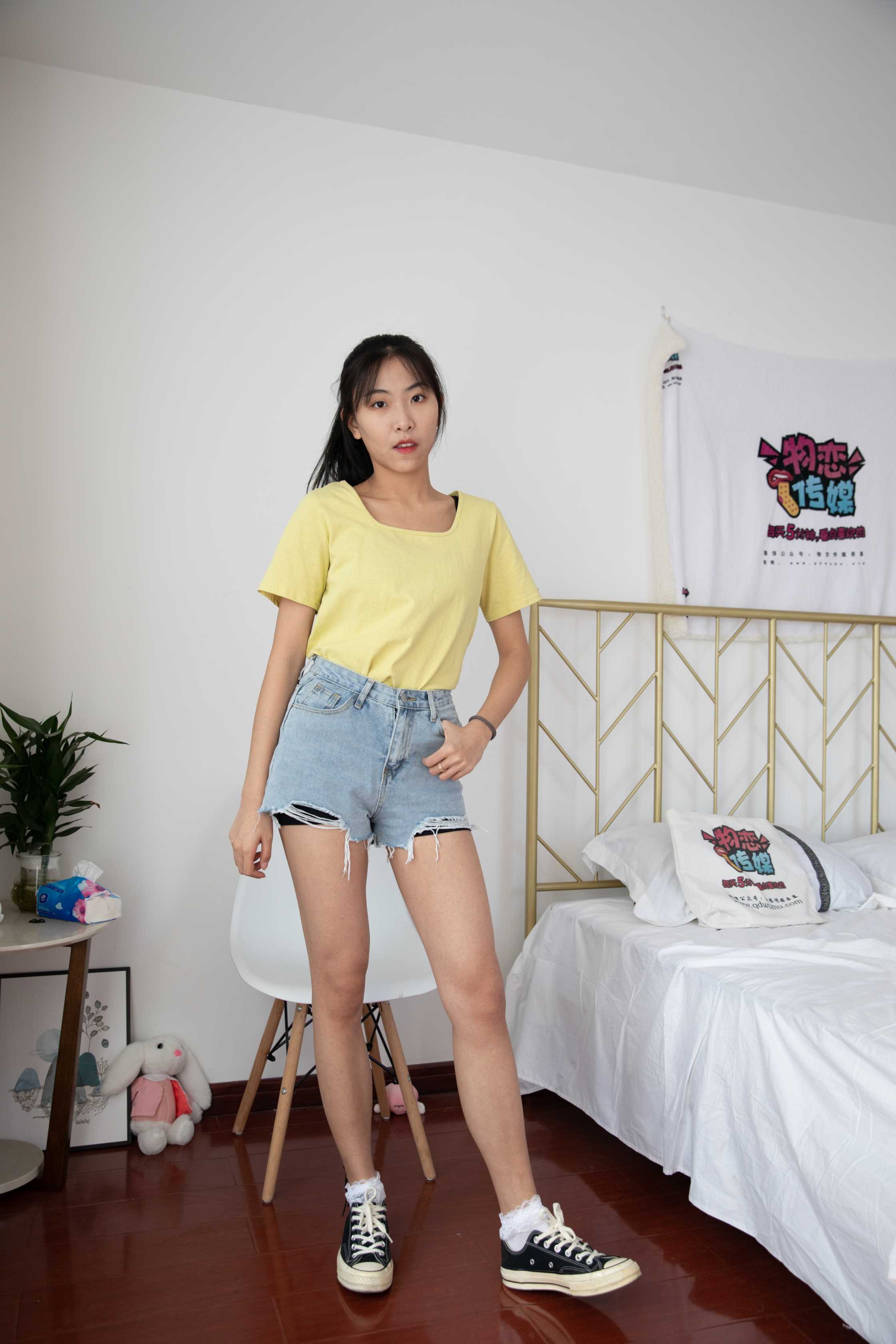 物恋传媒 NO.638 elise-夜之冗长 [249P+1V／5.78G]