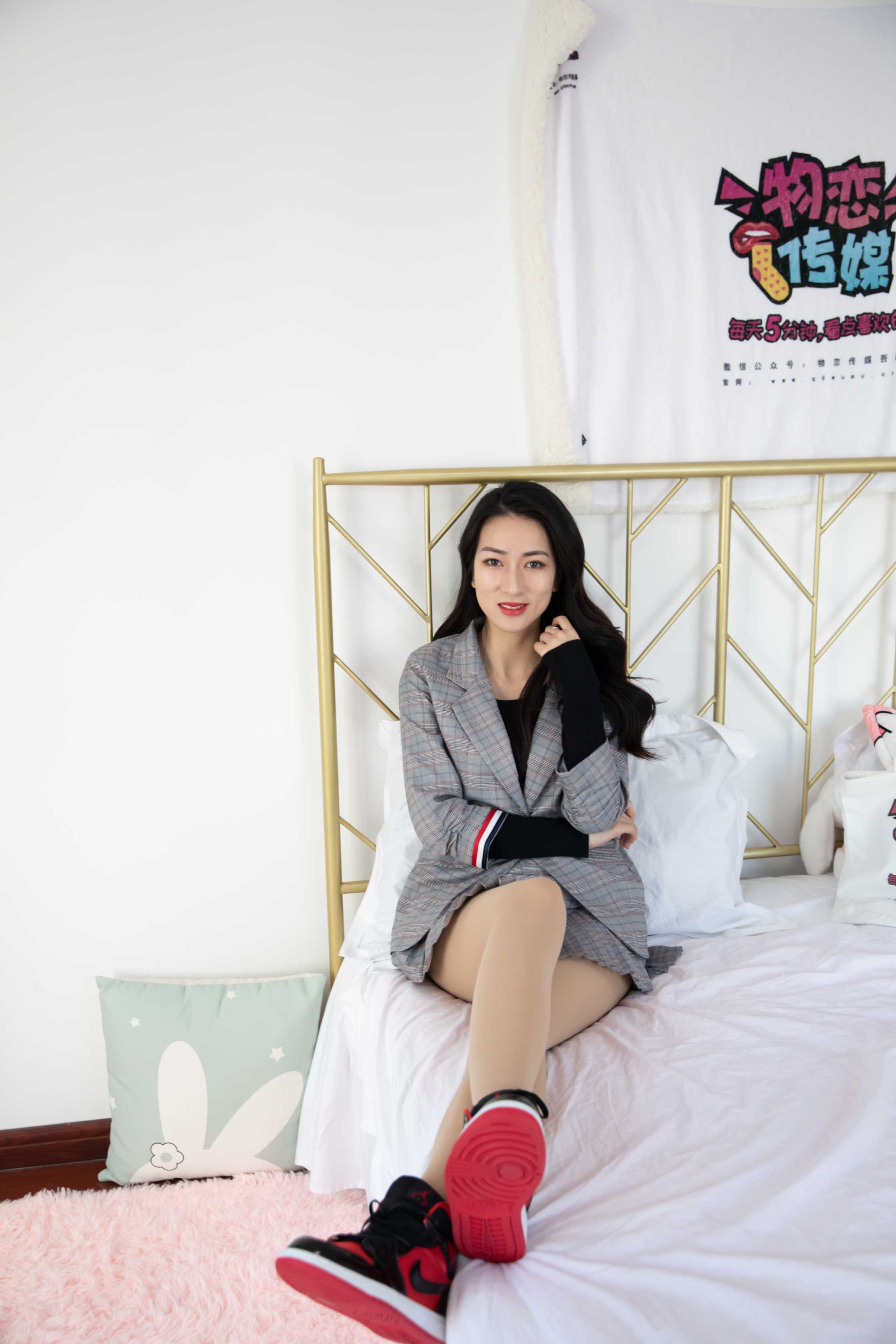 物恋传媒 NO.650 小茶-杯酒泪痕  [151P+1V3790M]