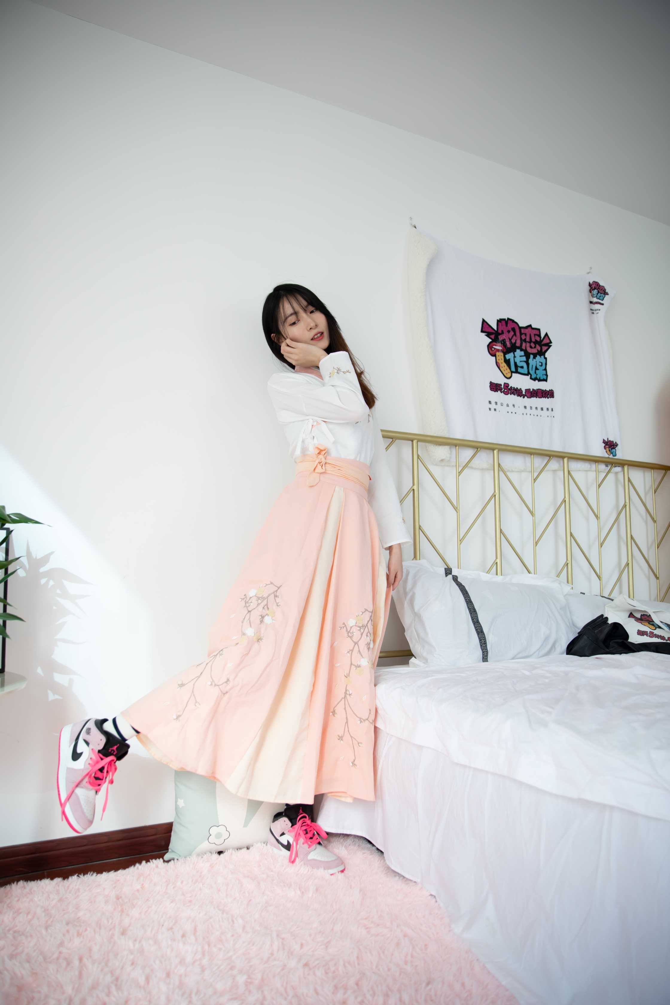 物恋传媒 NO.652 猫耳-一叶若舟2  [219P+1V6200M]