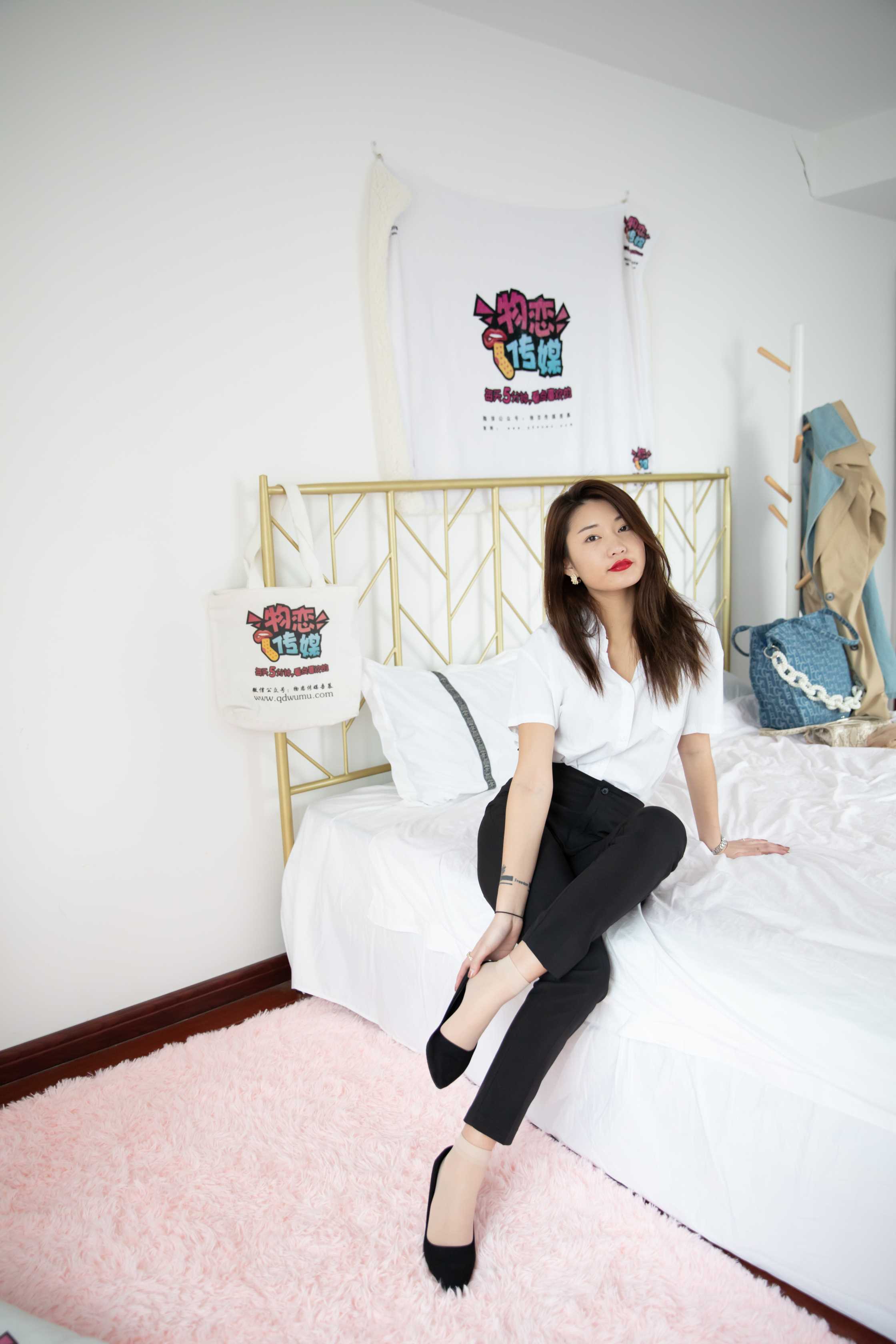 物恋传媒 NO.662 言言-雪语纷飞  [164P+1V3920M]