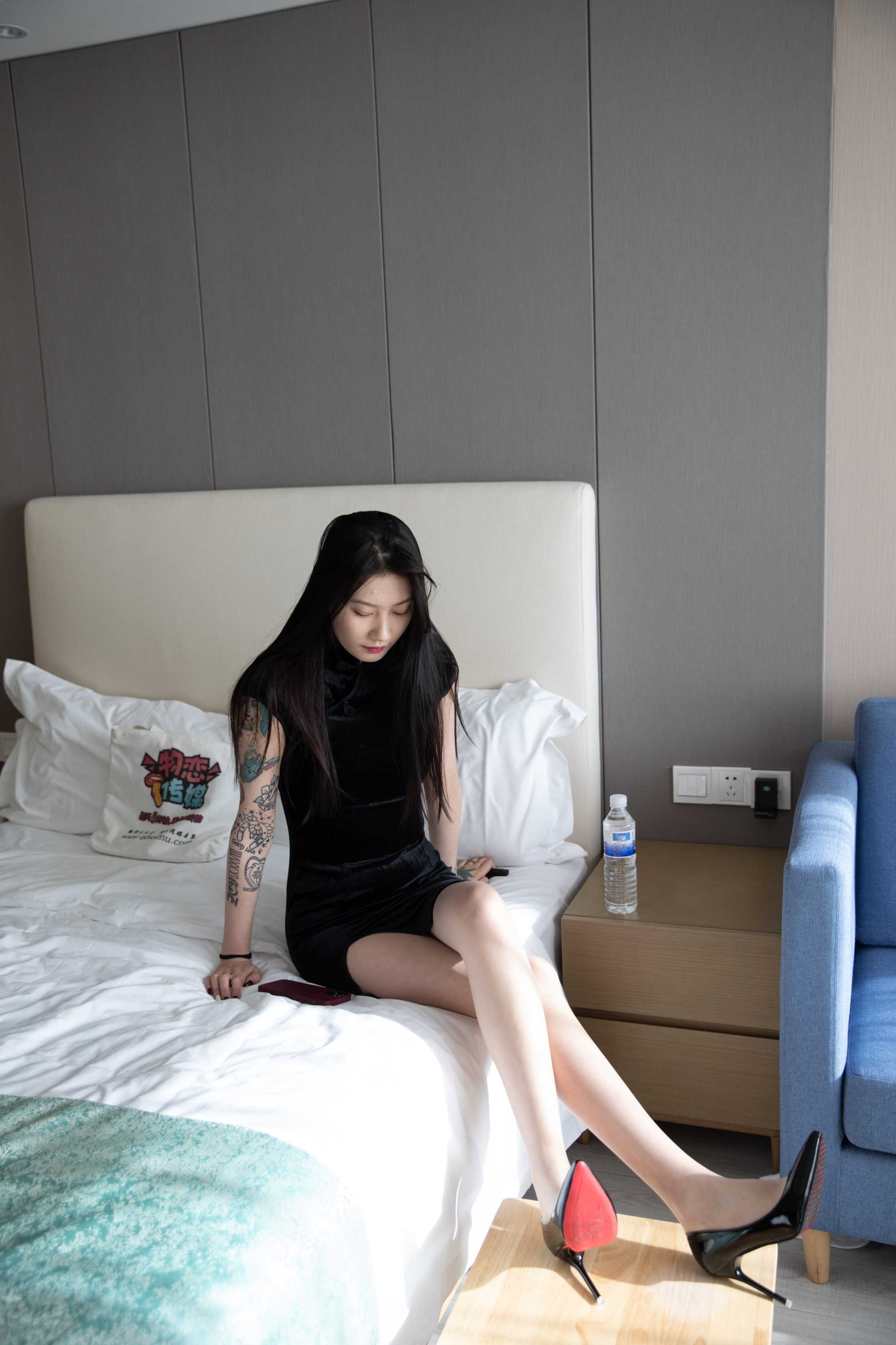 物恋传媒 NO.667 兔兔-夜晚的寄托 [183P+1V／4.12G] 插图2