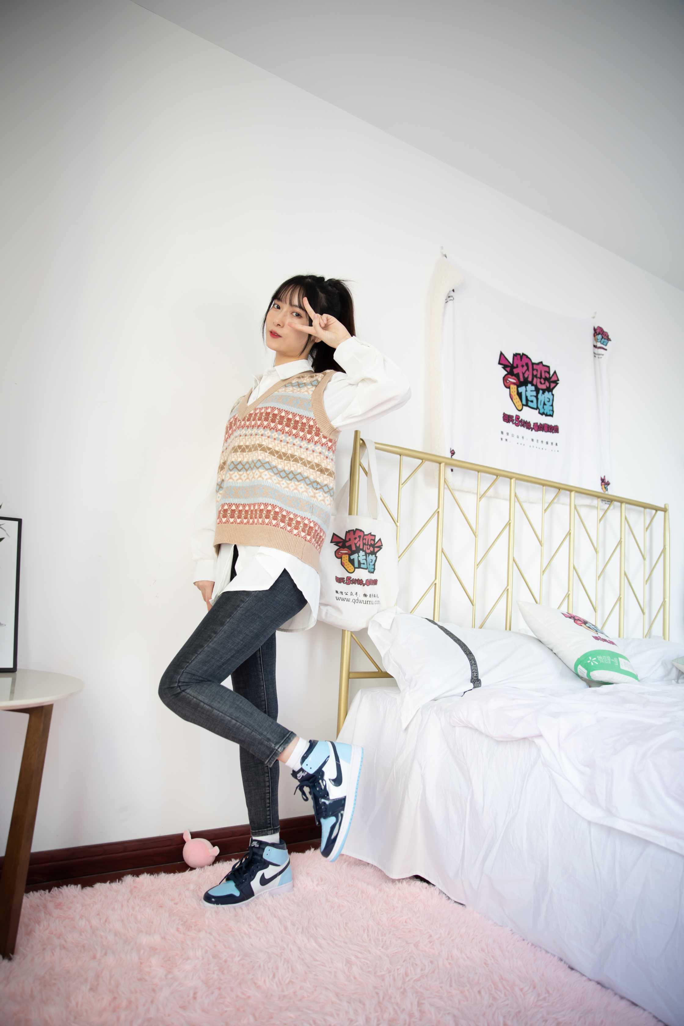 物恋传媒 NO.669 猫耳-雪痕 [170P+1V／4.02G]