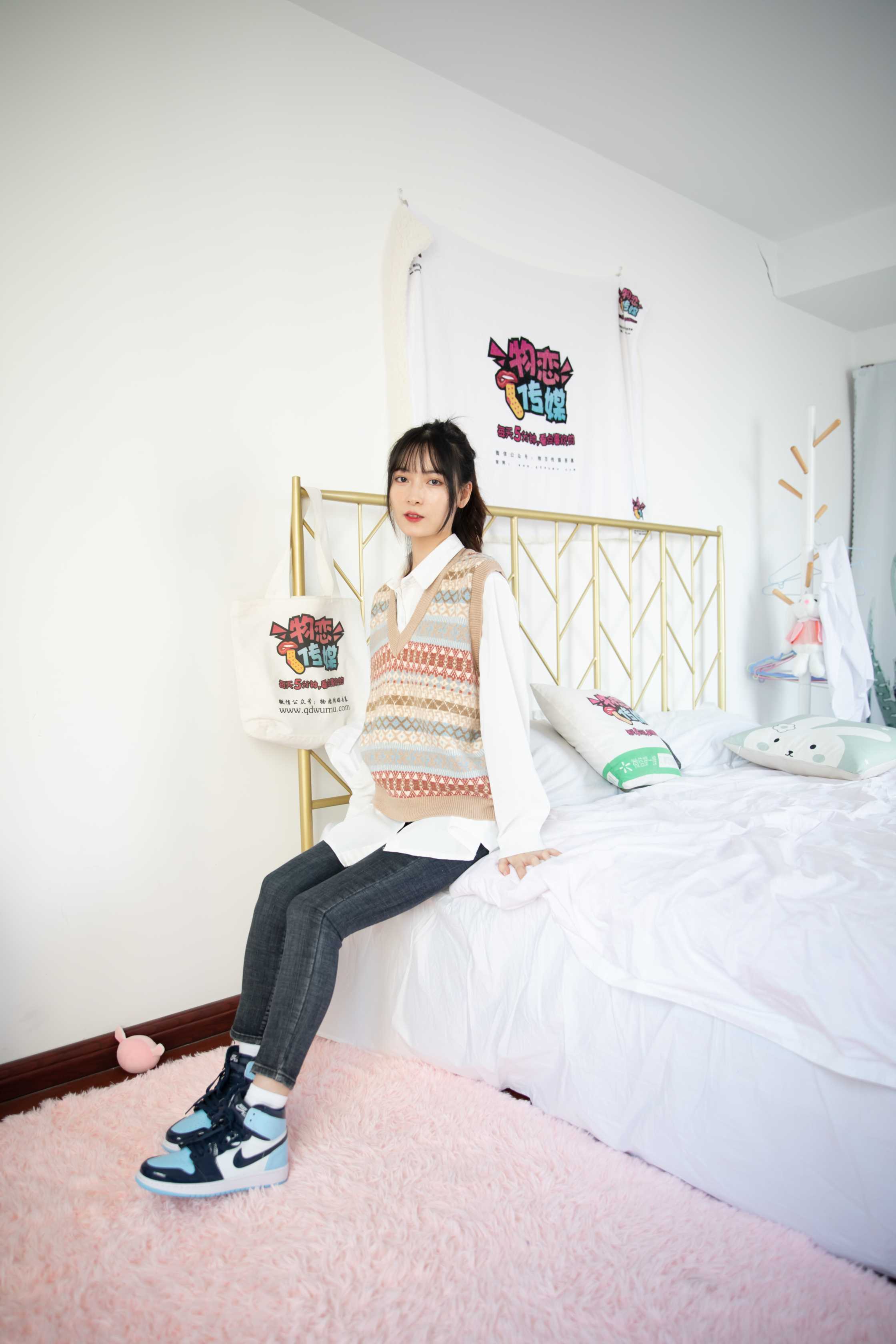 物恋传媒 NO.669 猫耳-雪痕 [170P+1V／4.02G]