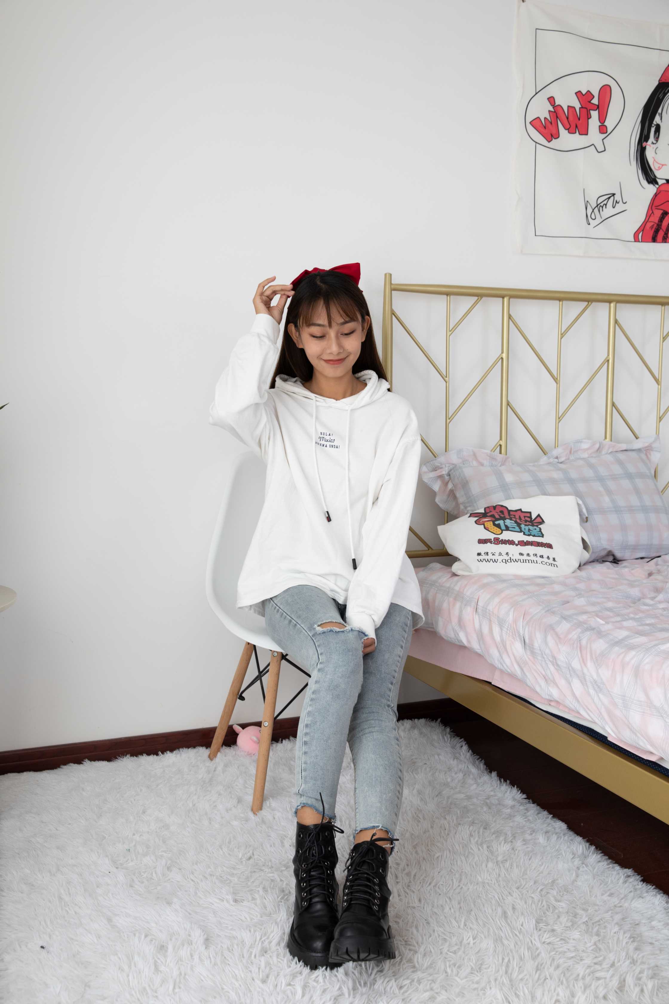 物恋传媒 NO.680 岚岚-雪语风舞 [157P+1V／3.82G]