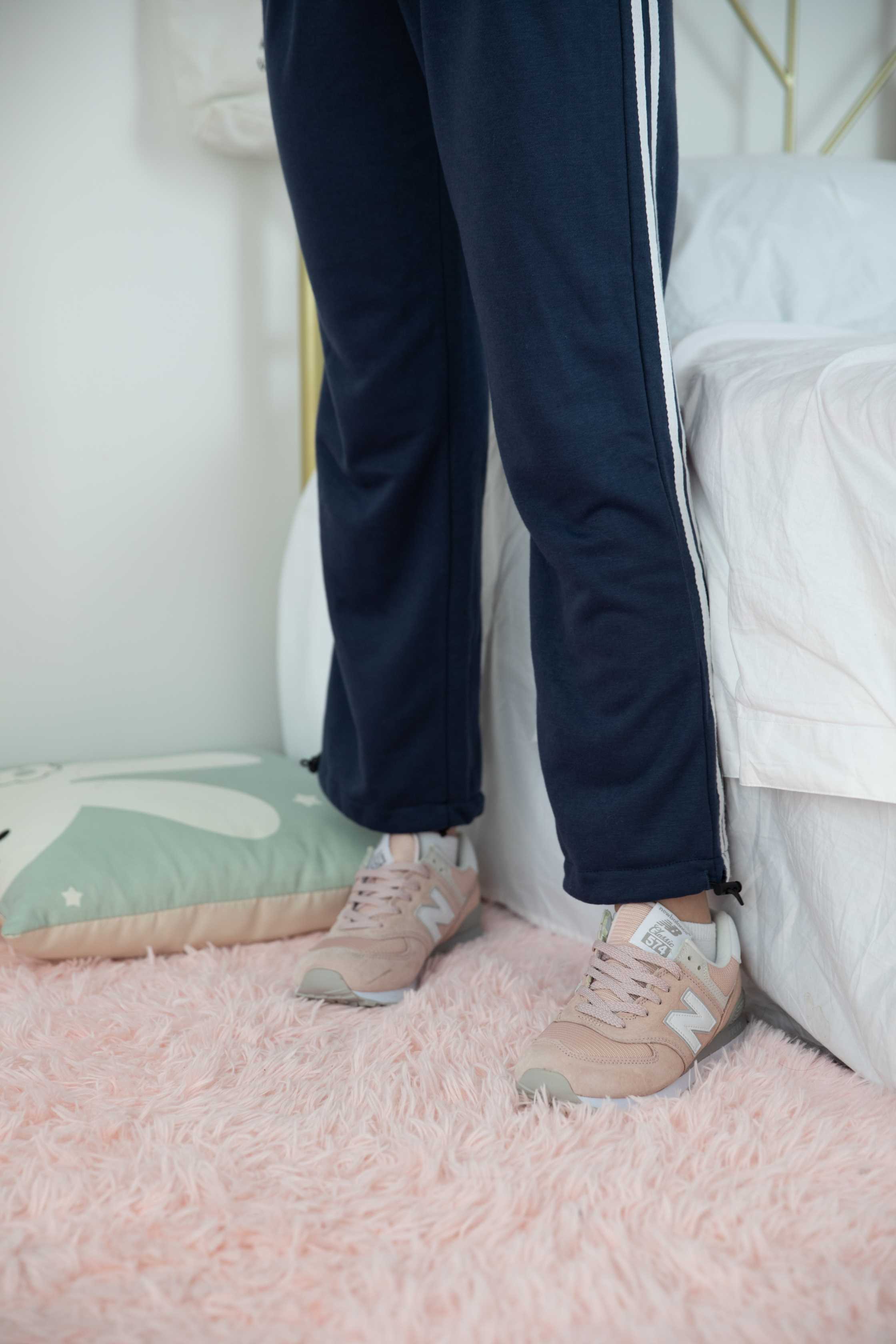 物恋传媒 NO.690 婷婷-梦里的雨 [161P+1V／5.28G]