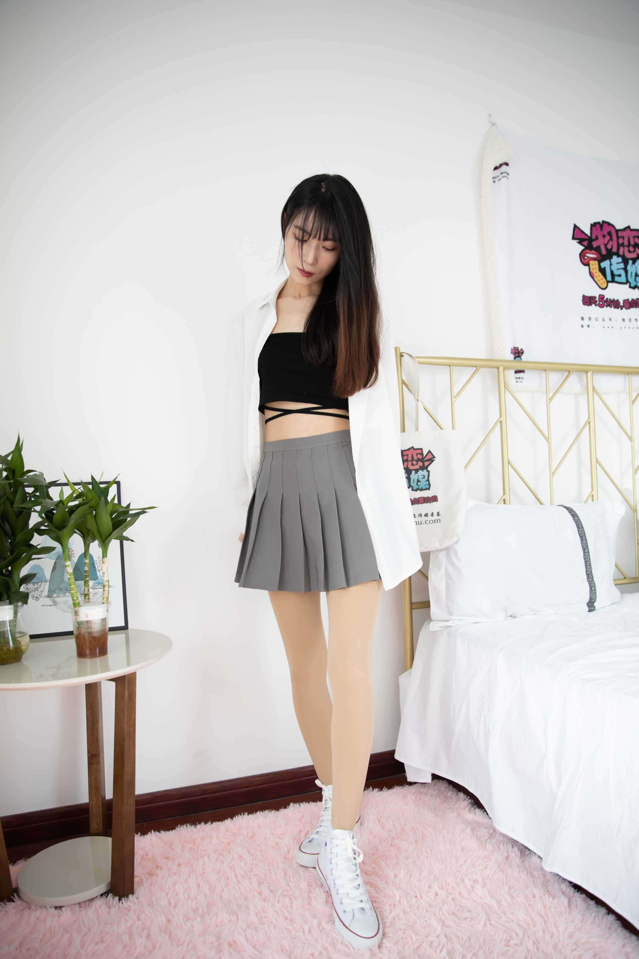 物恋传媒 NO.698 猫耳-花开心自明  [138P+1V／3140M]