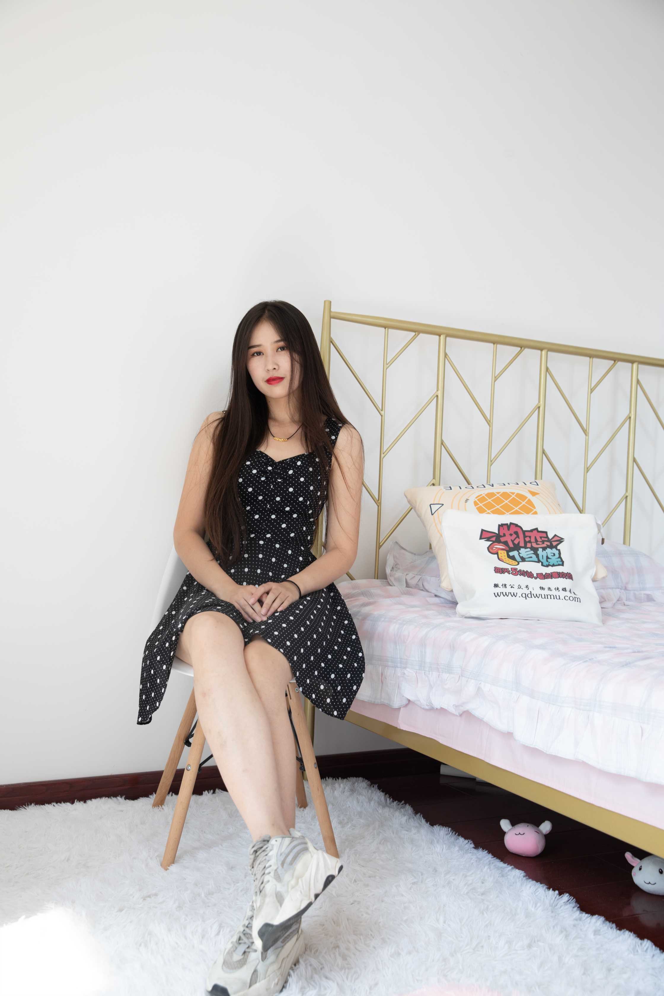 物恋传媒 NO.705 菲菲-光阴的树  [144P+1V／4840M]