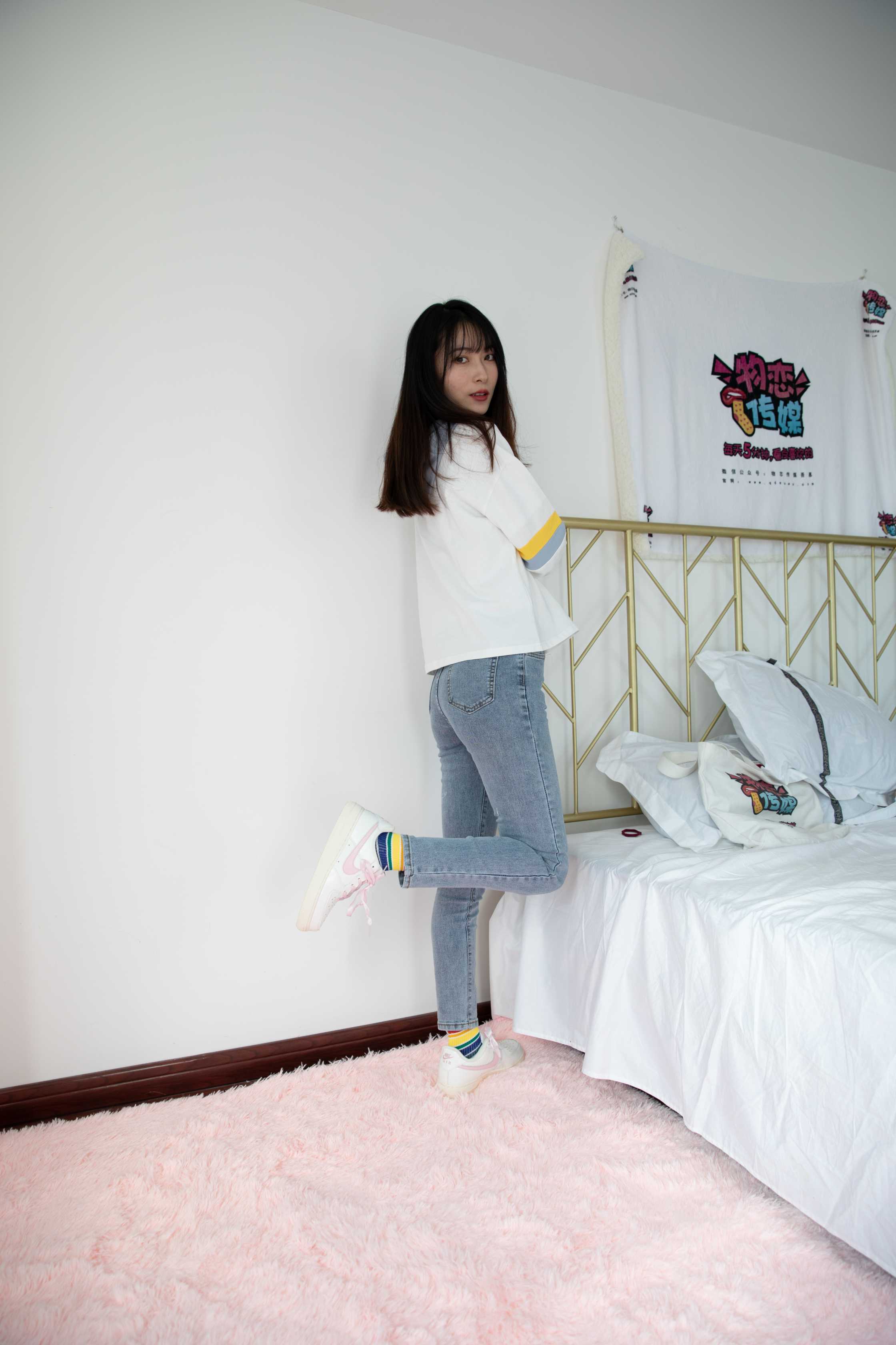 物恋传媒 NO.711 猫耳-奔跑的海  [155P+1V4120M]