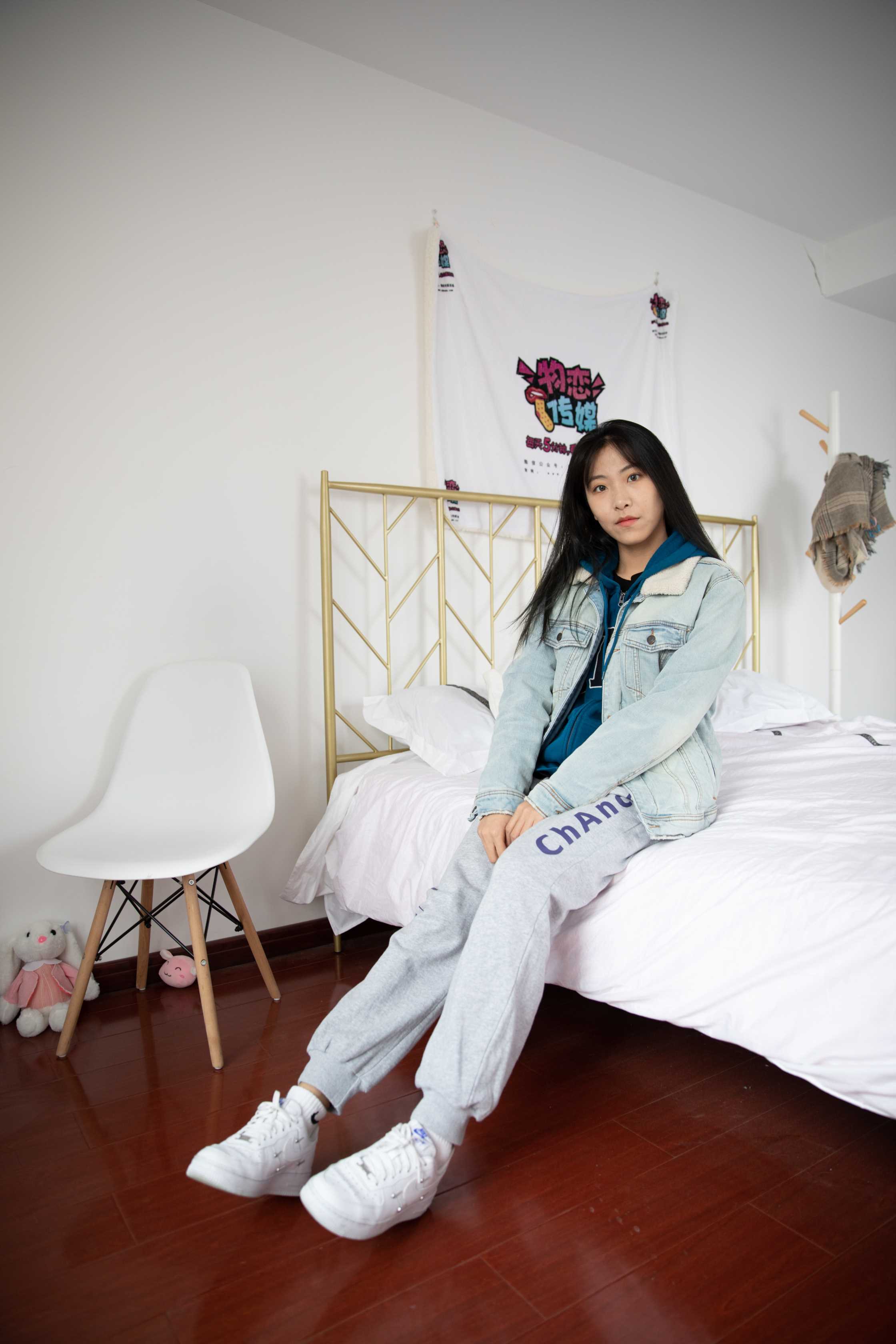 物恋传媒 NO.731 elise-燃烧的花  [148P+1V3540M]