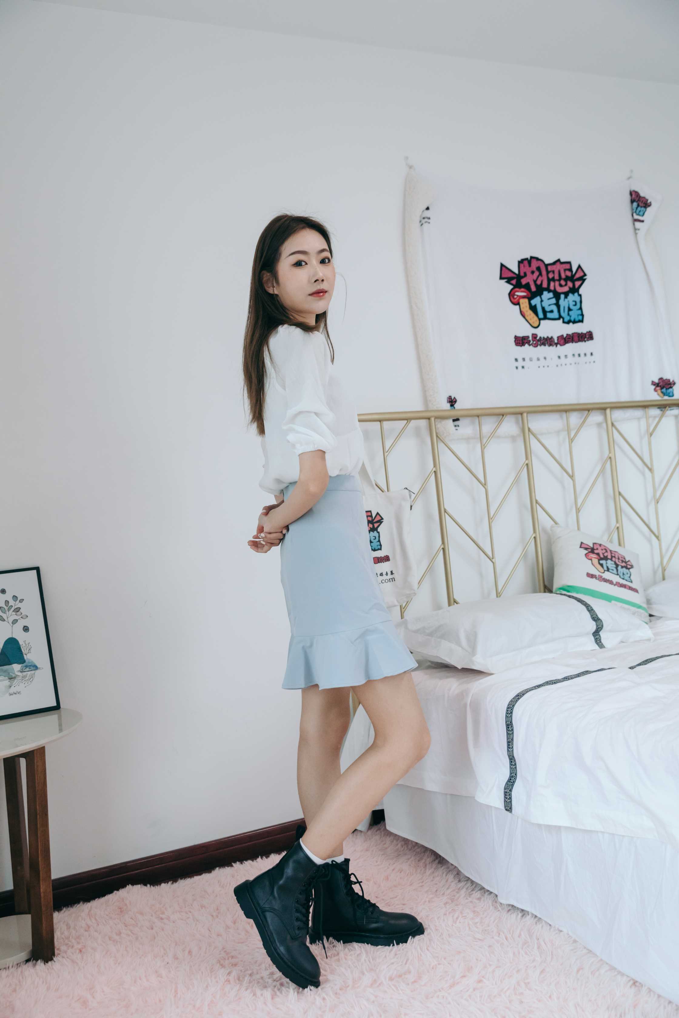 物恋传媒 NO.736 小鹿-如风  [163P+1V／4160M]