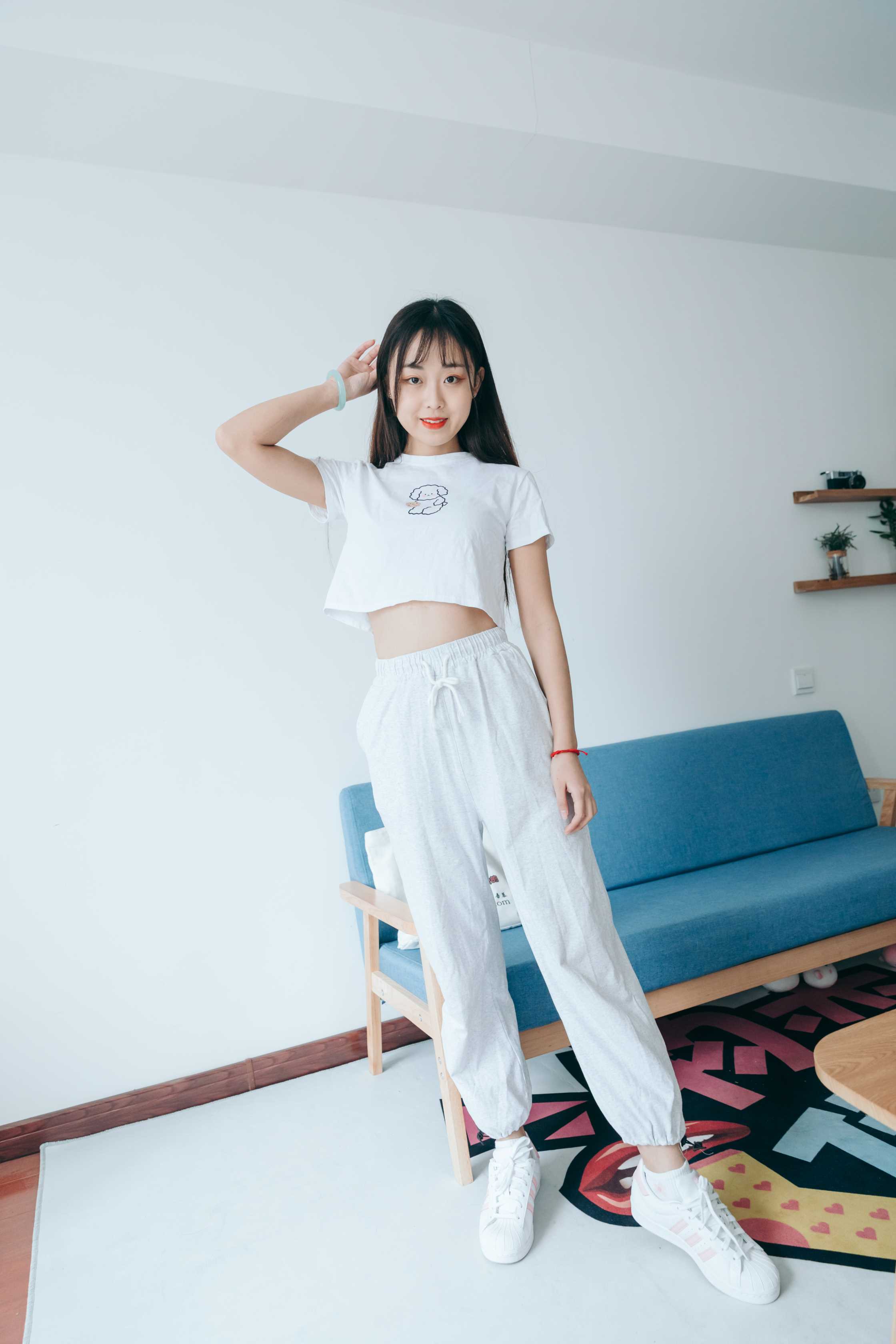 物恋传媒 NO.747 喵喵-春雨里  [146P+1V／3.37GB]