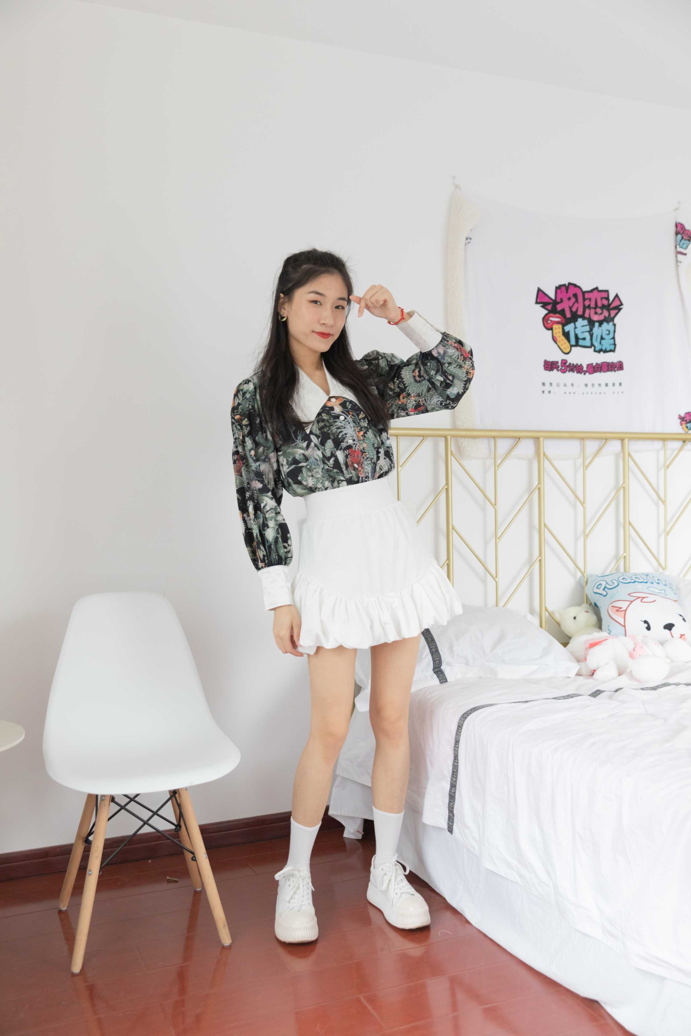 物恋传媒 NO.802 小远-夜雨故事 [144P+1V／2.53GB]