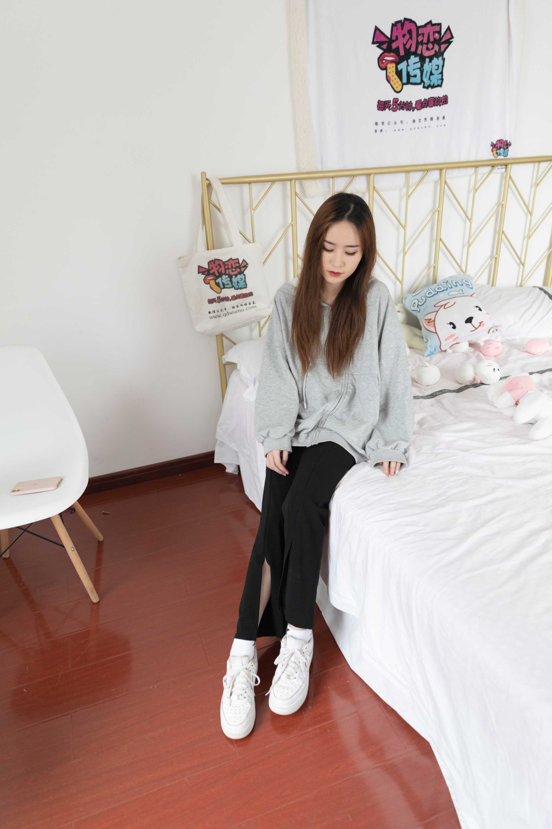 物恋传媒 NO.819 草莓-星光与行囊 [152P+1V／4.69GB] 插图4