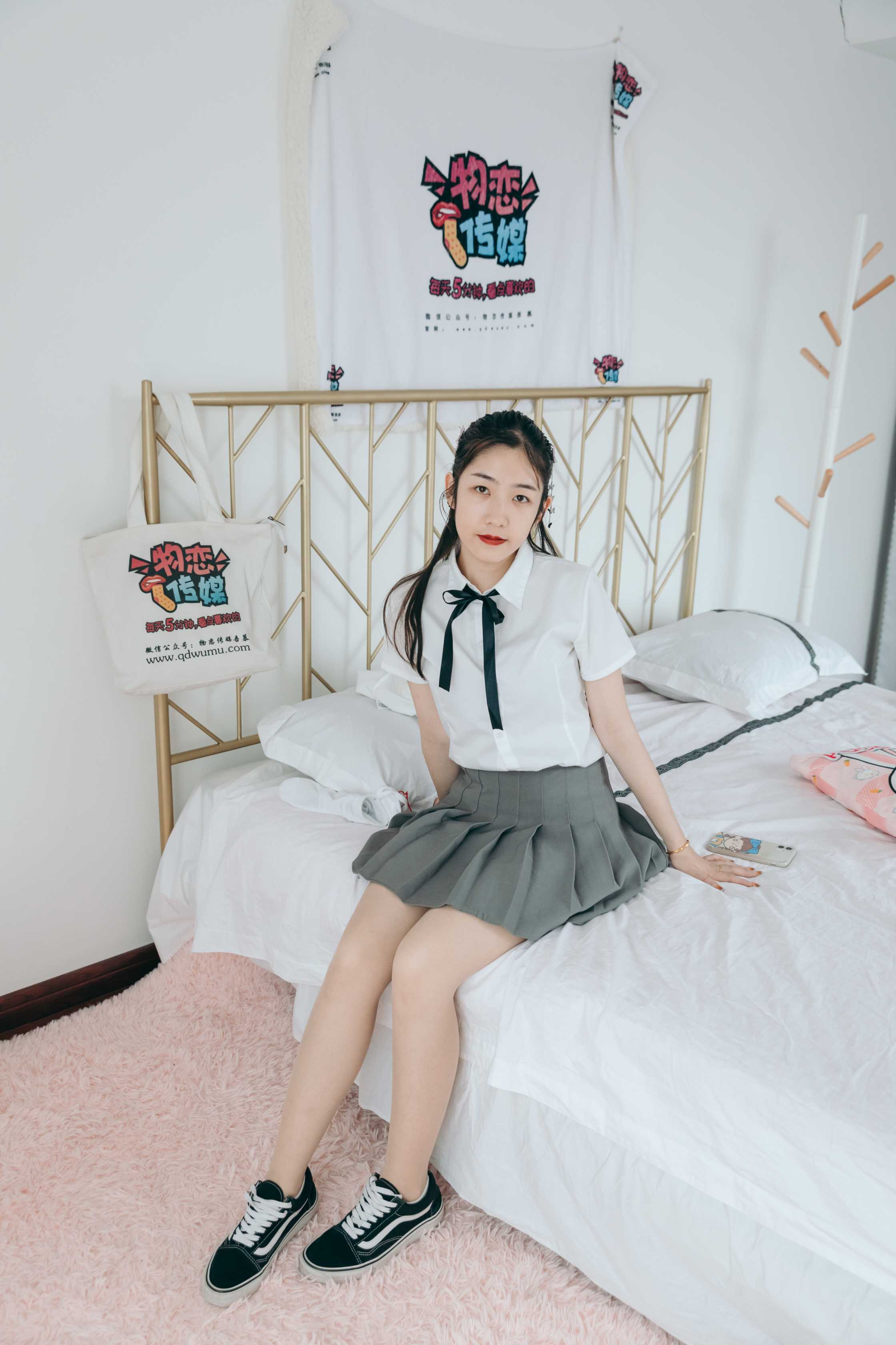 物恋传媒 NO.821 笑笑-柳如风 [119P+1V／2.80GB]