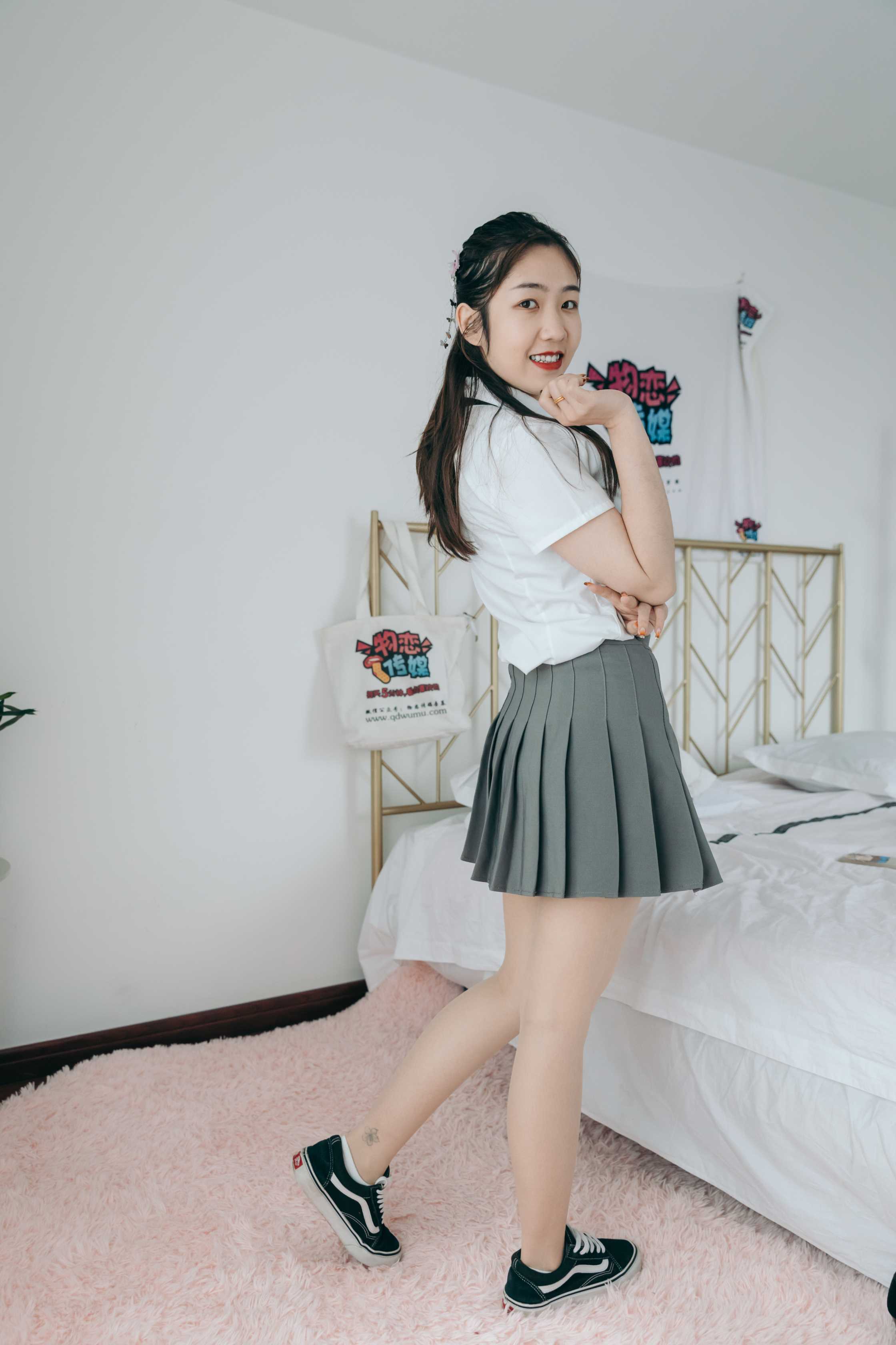 物恋传媒 NO.821 笑笑-柳如风 [119P+1V／2.80GB]