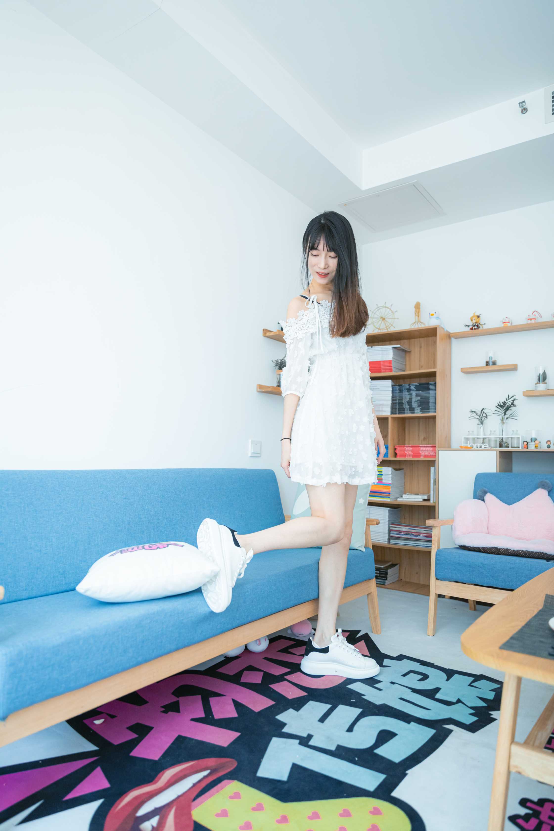 物恋传媒 NO.827 猫耳-白色恋爱花 [140P+1V／4.81GB]