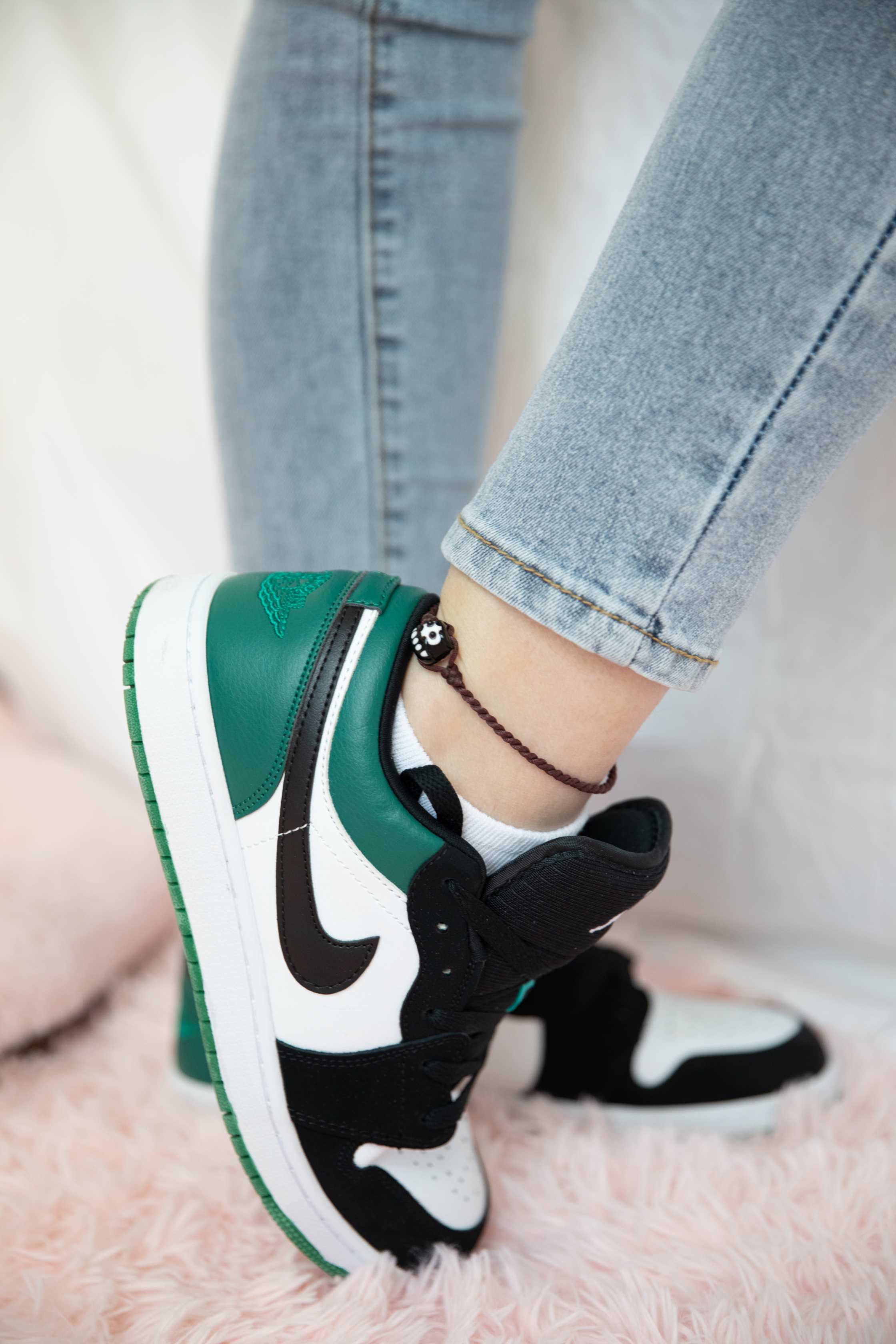 物恋传媒 NO.830 婷婷-风雨旧时光 [187P+1V／5.10GB]