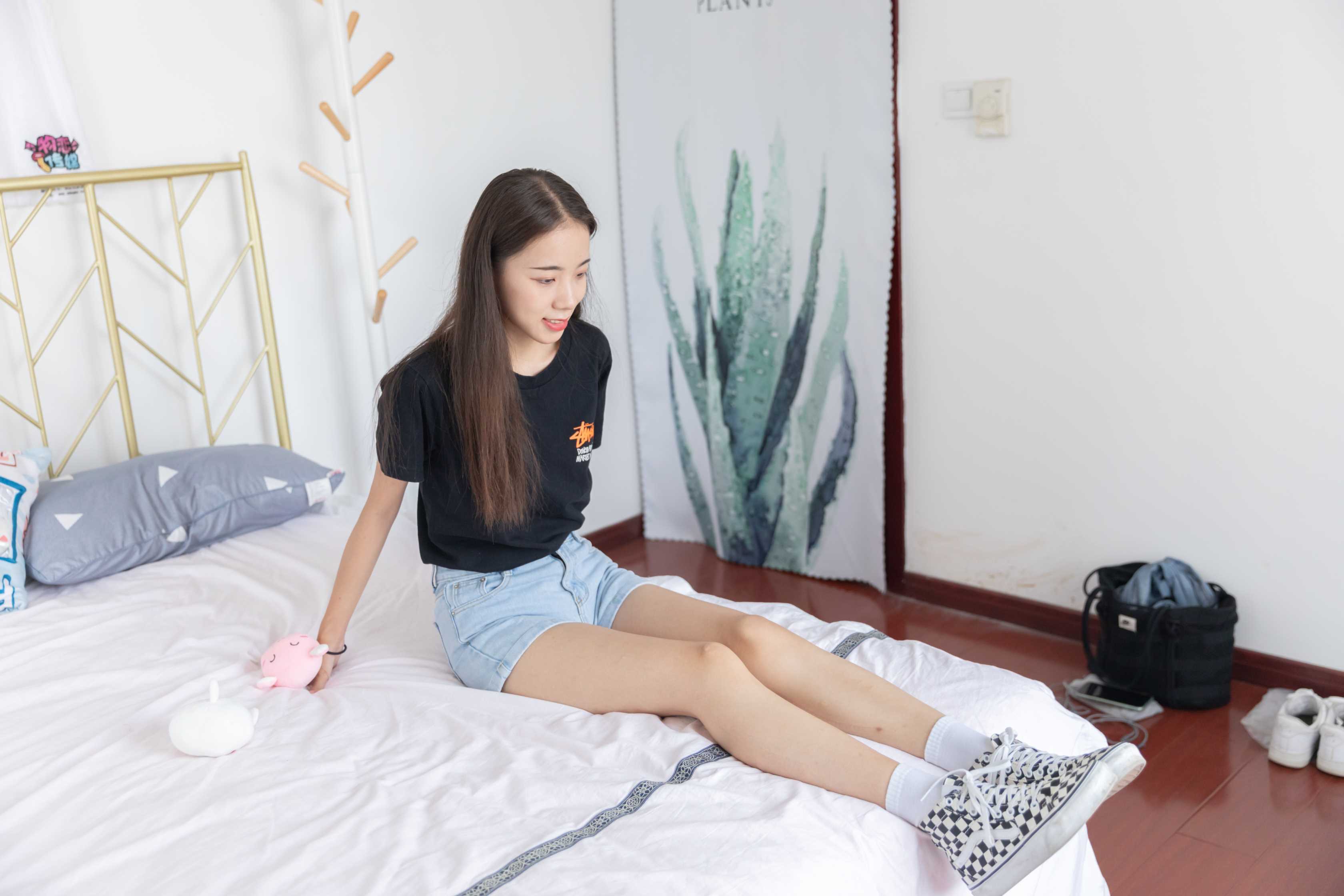 物恋传媒 NO.833 蛋挞-落雨听梅 [140P+1V／5.10GB]