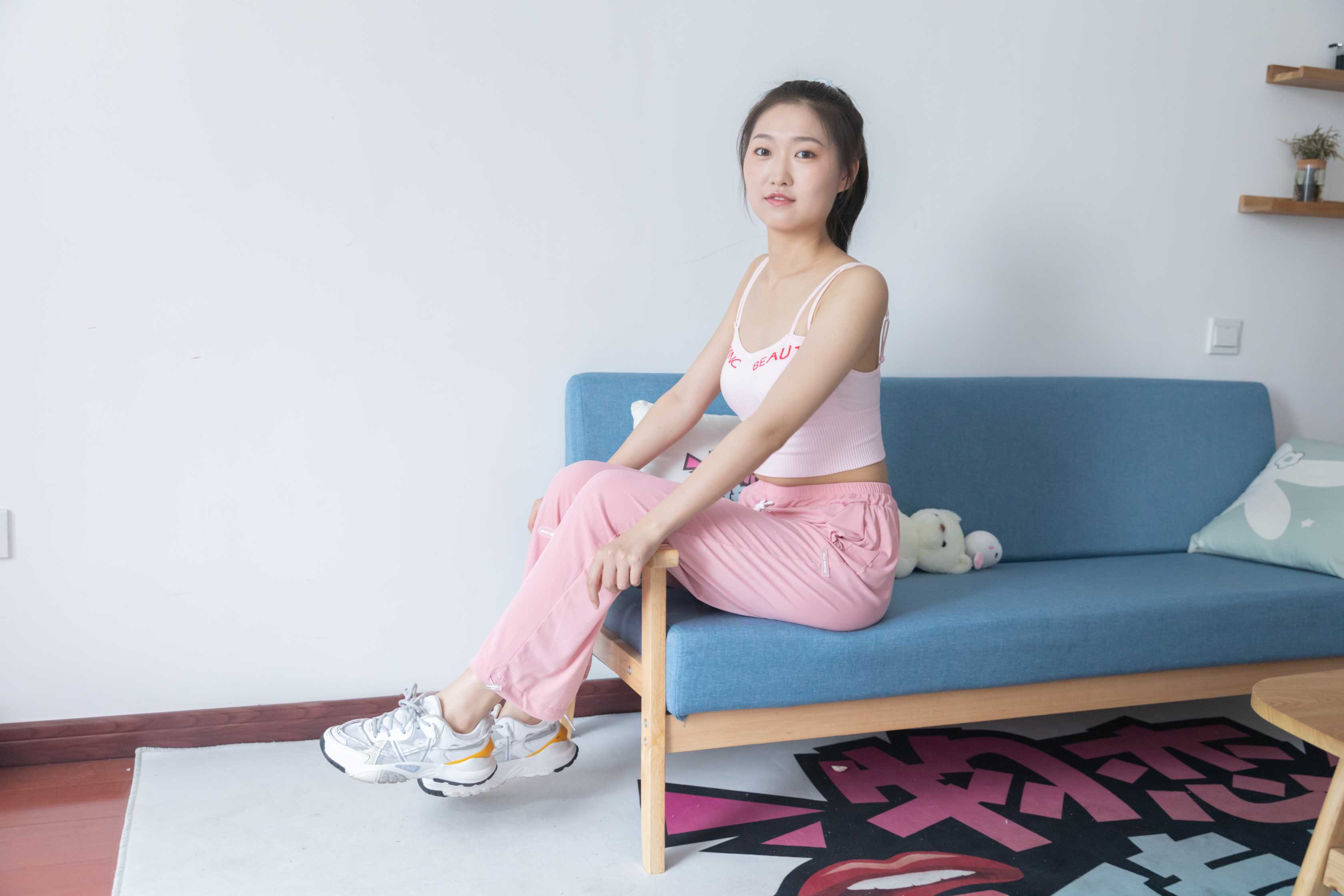 物恋传媒 NO.843 小小-风起音来 [139P+1V／4.93GB]