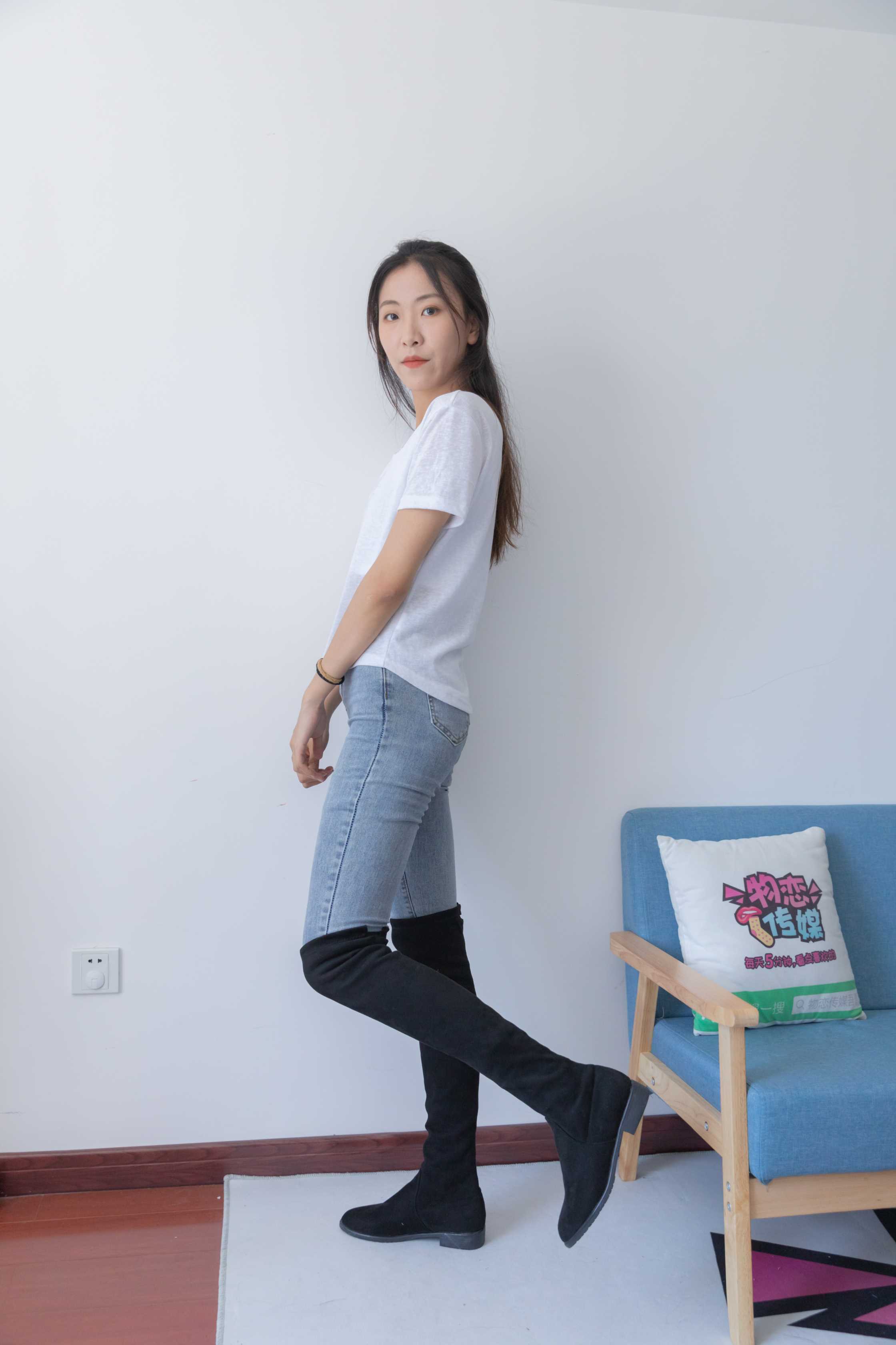 物恋传媒 NO.883 elise-心里的月光 [154P+1V／3.64GB] 插图4