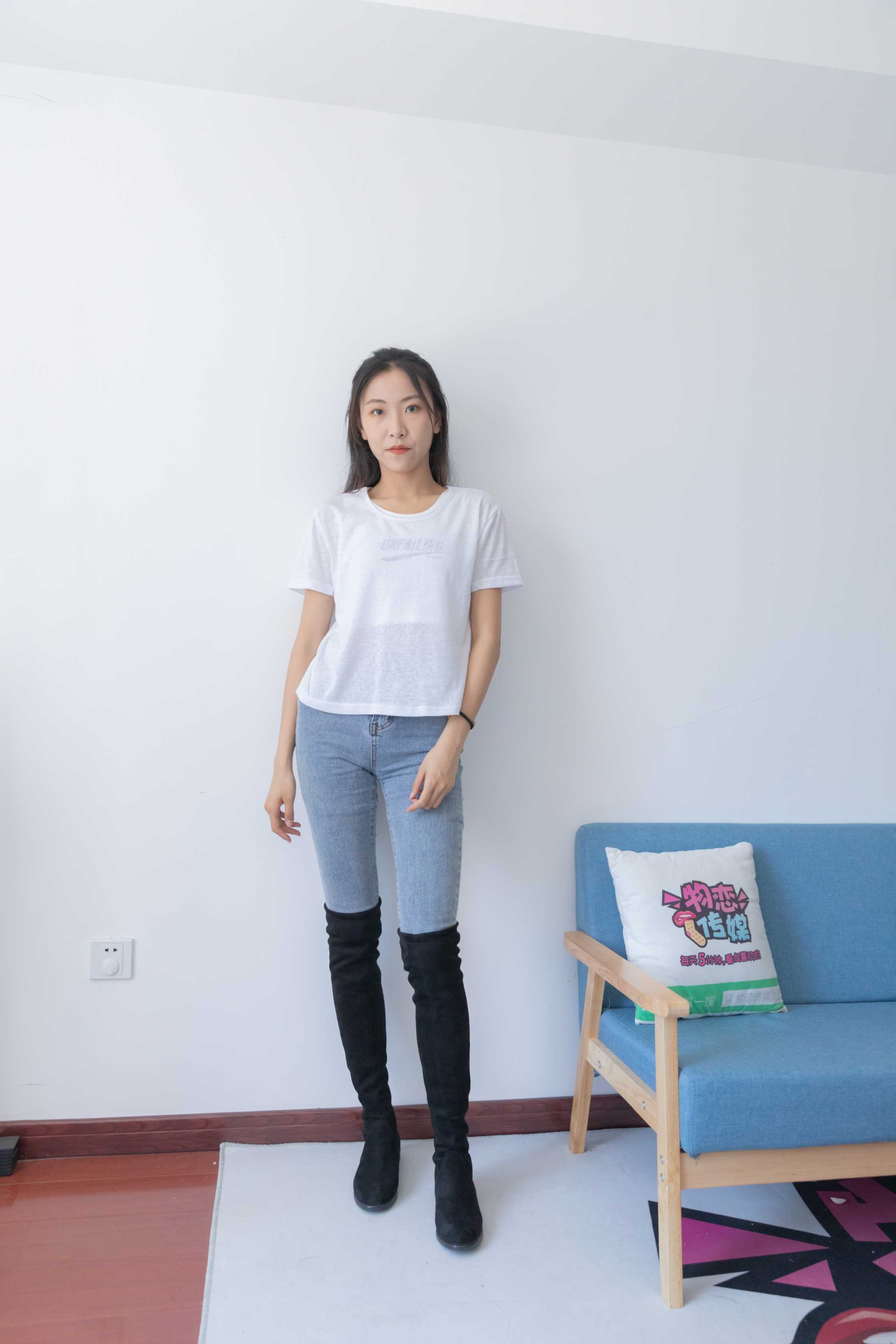 物恋传媒 NO.883 elise-心里的月光 [154P+1V／3.64GB] 插图2