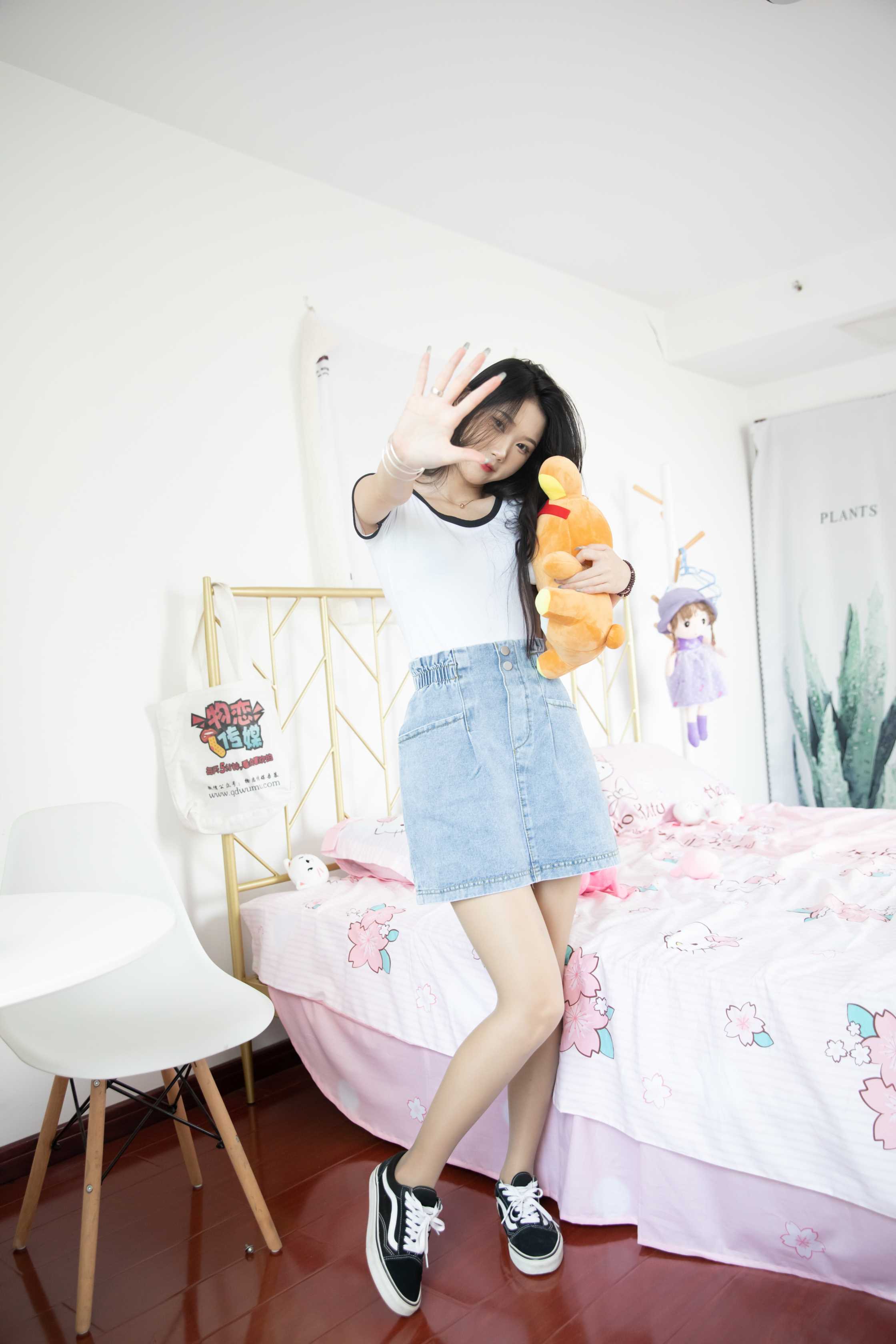 物恋传媒 NO.884 小竹-秋风如雨 [123P+1V／2.97GB]