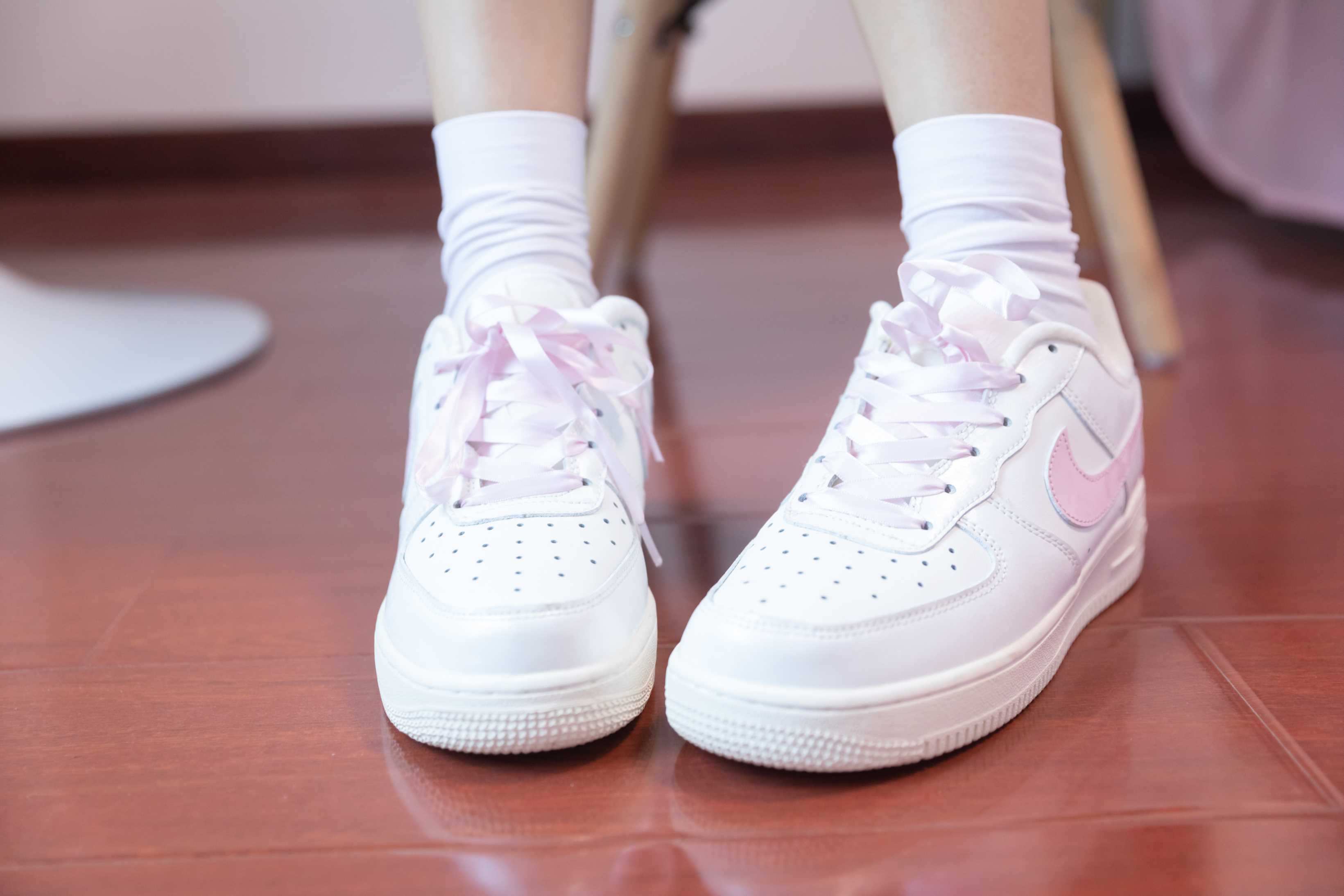 物恋传媒 NO.890 小竹-虚幻雨意 [148P+1V／3.55GB]