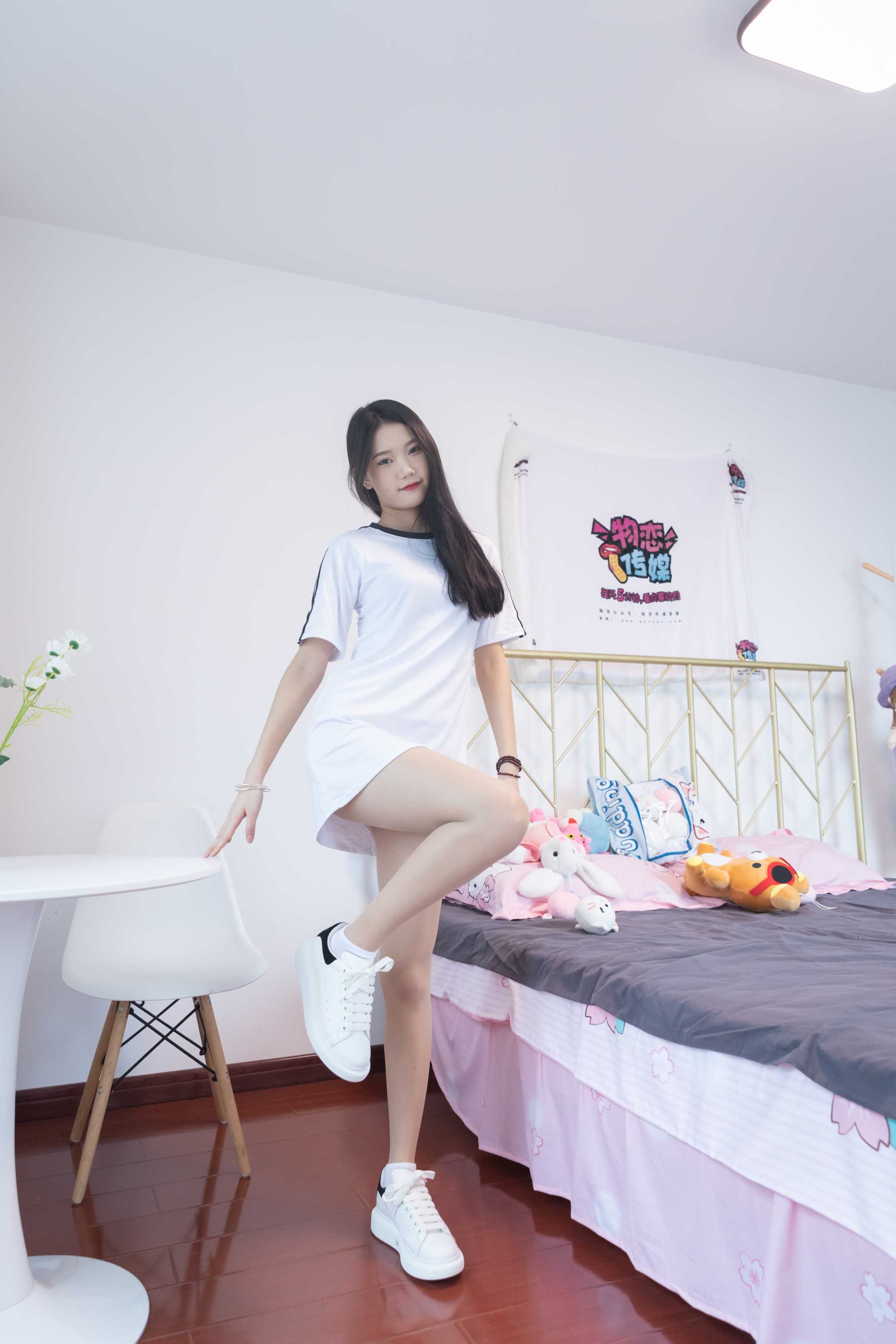 物恋传媒 NO.902 小竹-月色如歌 [149P+1V／3.42GB]