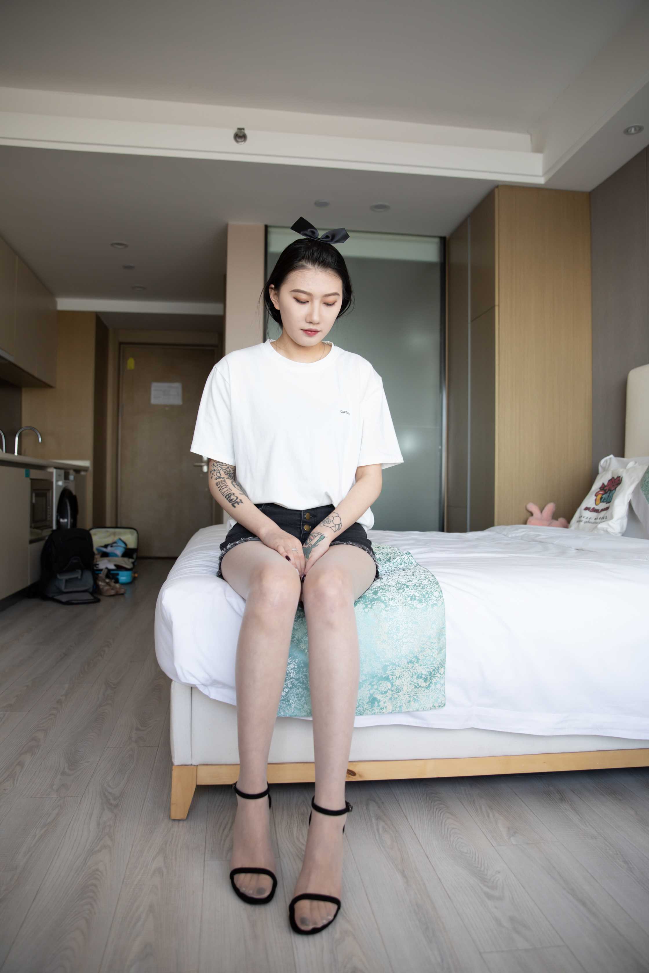 物恋传媒 NO.904 兔兔-与风浅唱 [129P+1V／6.23GB]