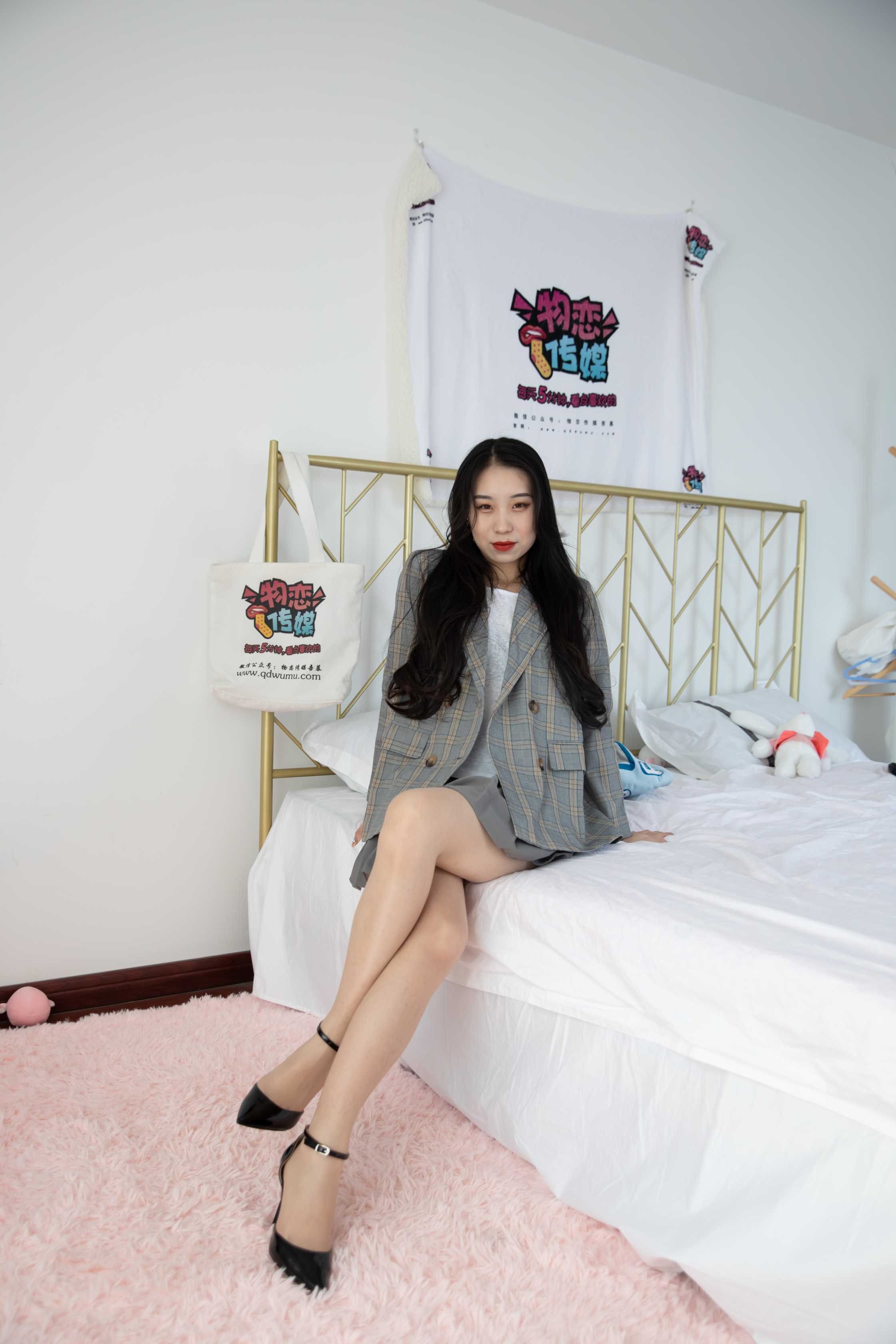 物恋传媒 NO.922 璐璐-诗歌与风 [187P+1V／4.18GB]