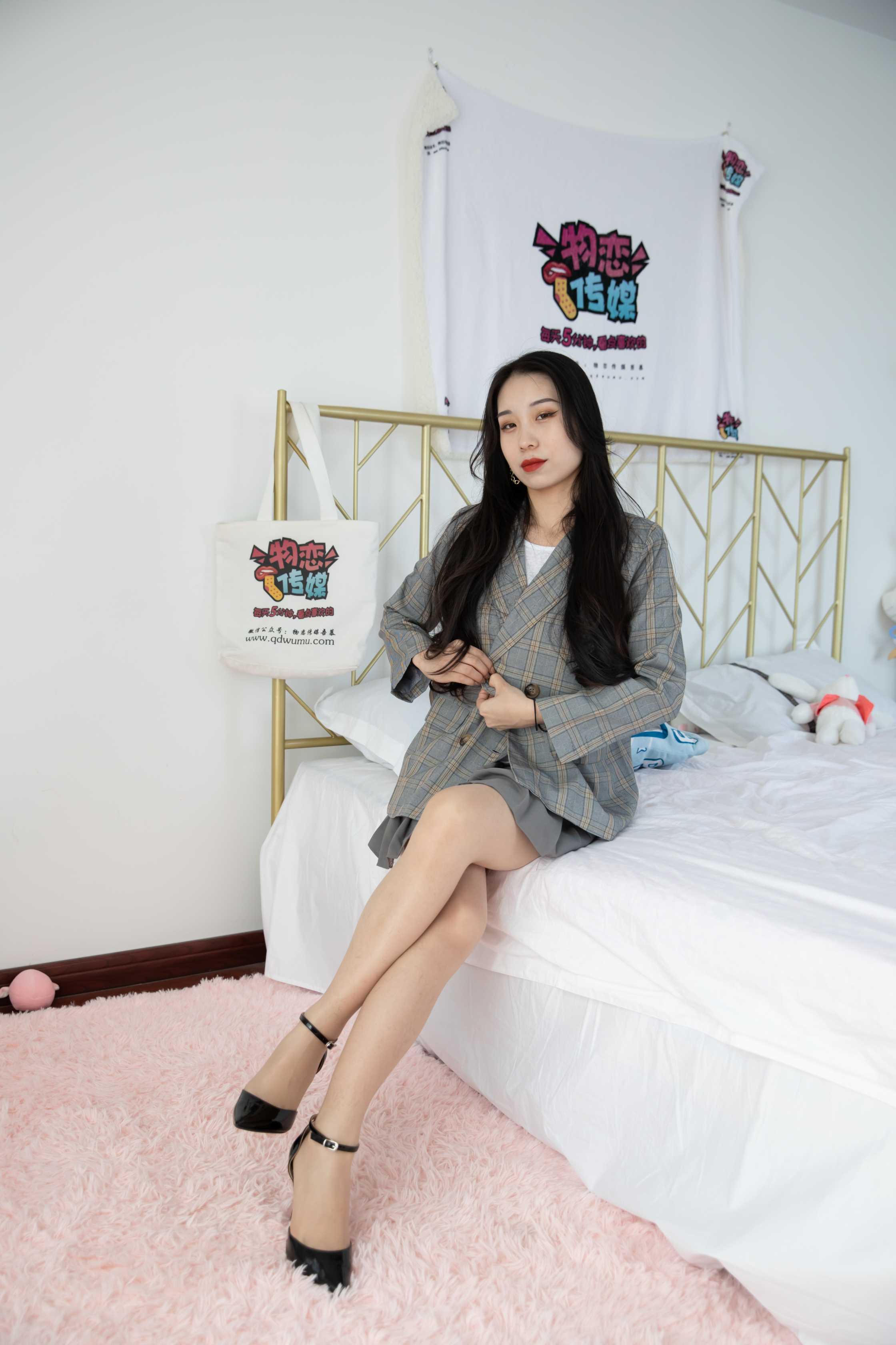 物恋传媒 NO.922 璐璐-诗歌与风 [187P+1V／4.18GB]