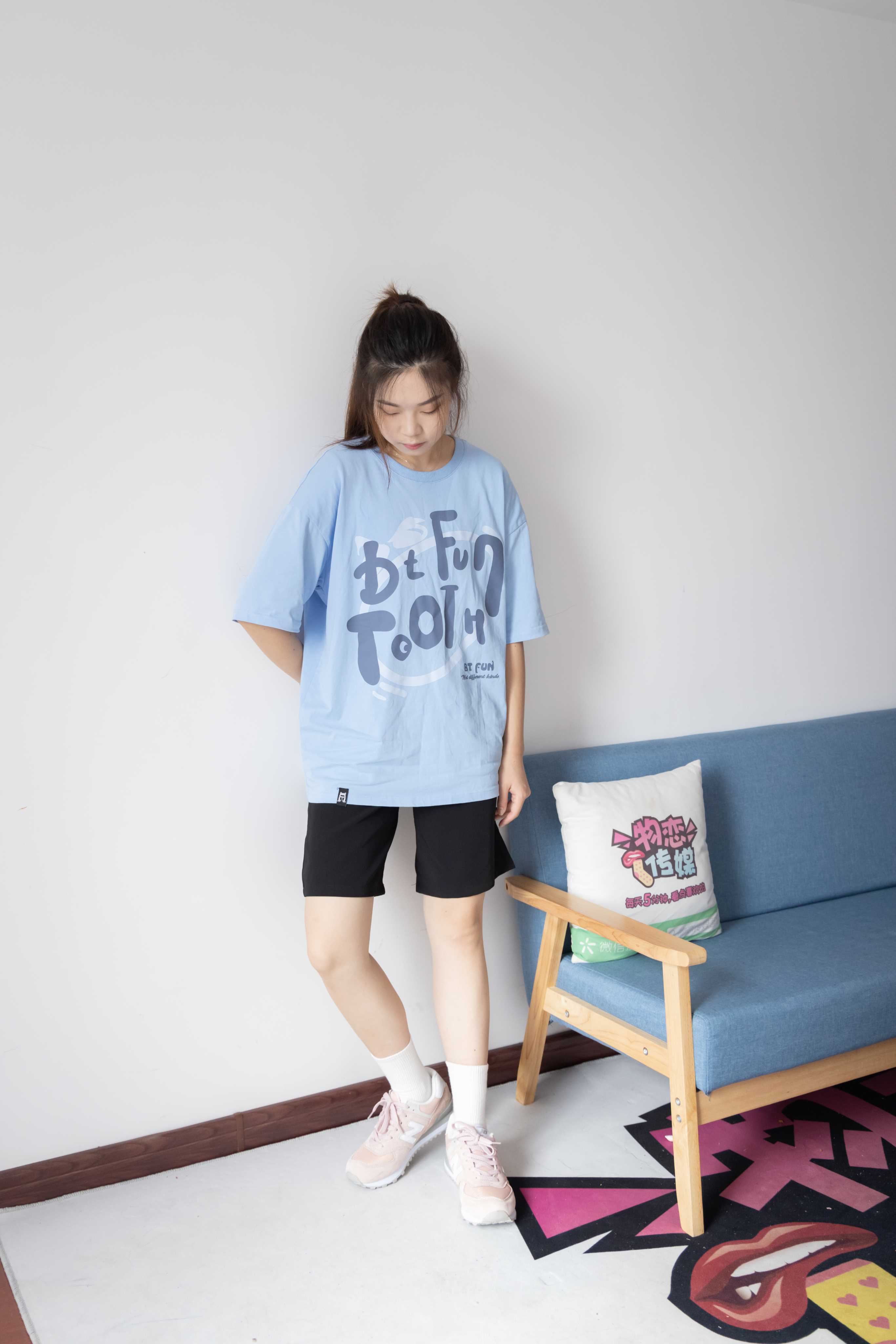 物恋传媒 NO.933 漾漾-落雨似花 [154P+1V／4.81GB]