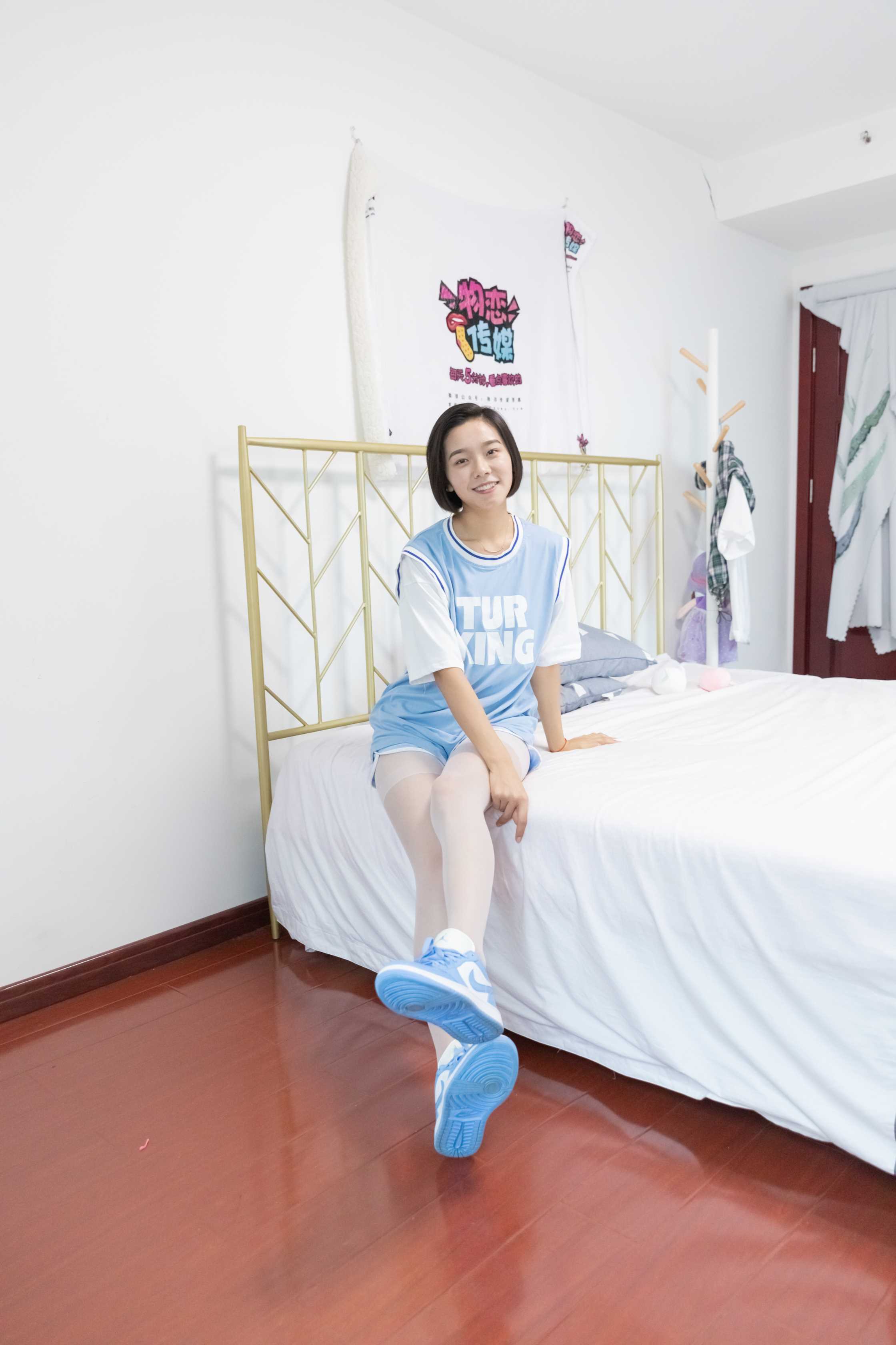 物恋传媒 NO.947期 小飞-记忆里的诗 [132P+1V／3.23GB] 插图4