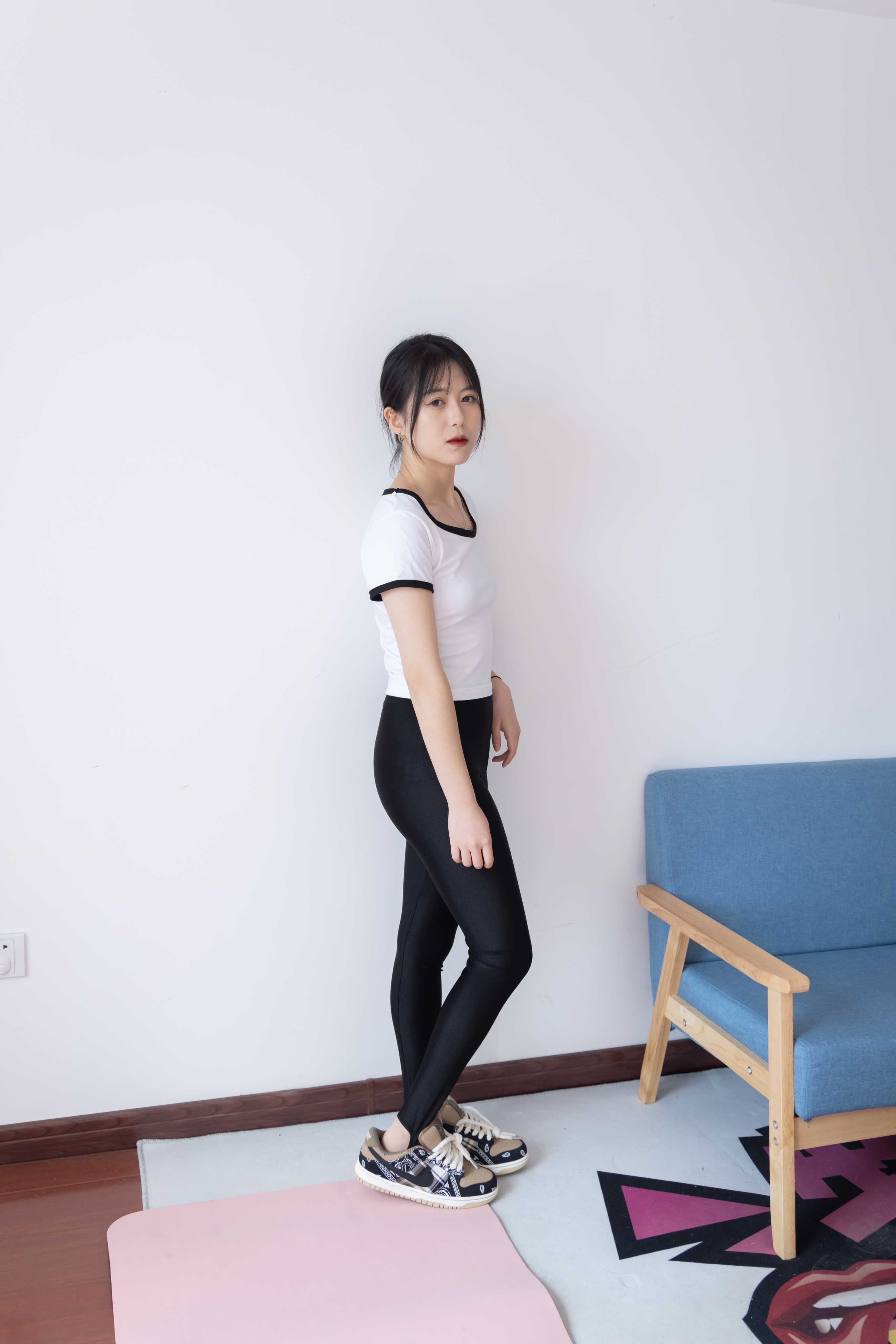 物恋传媒 NO.949期 冰冰-紫叶草 [193P+1V／5.22GB]