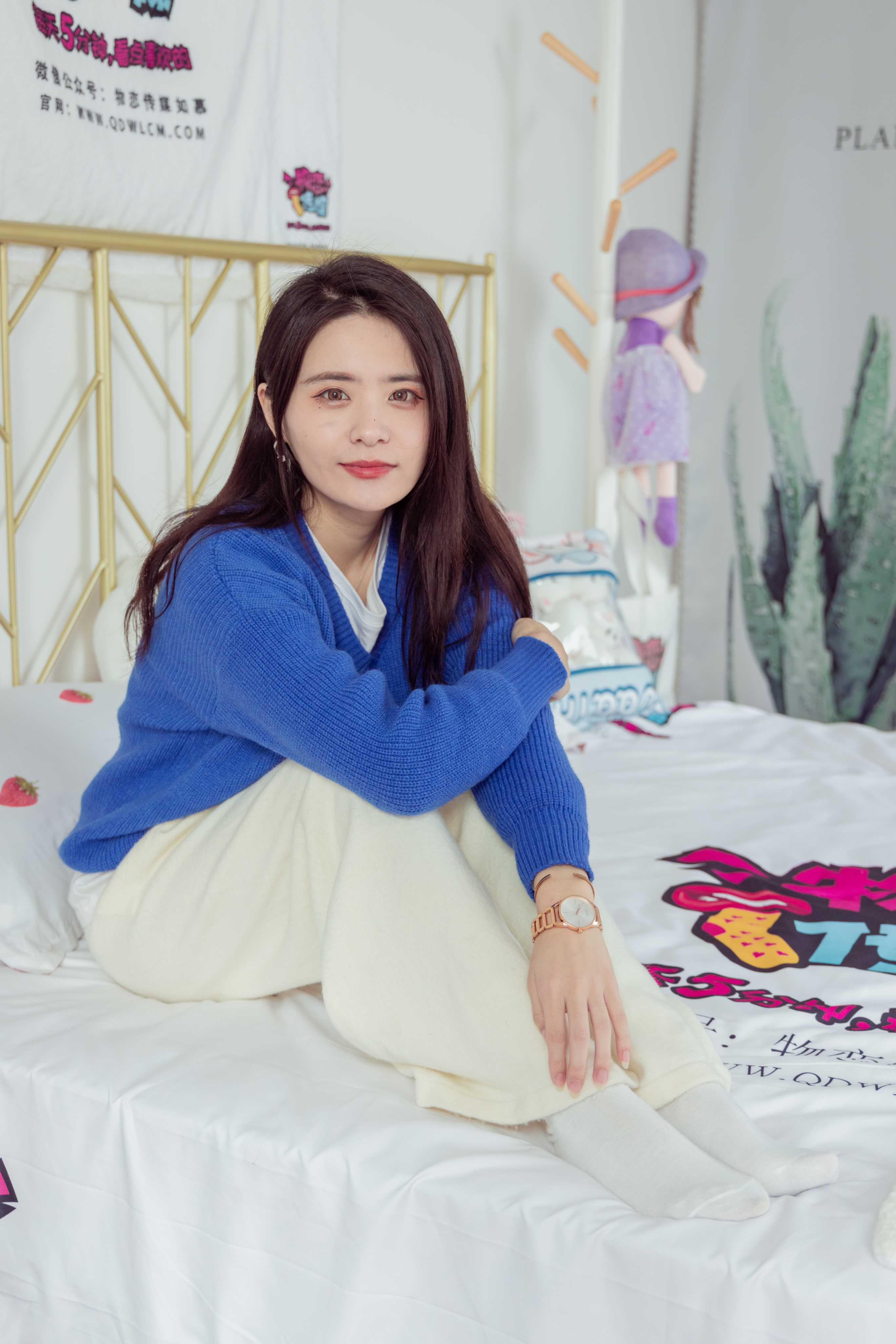 物恋传媒 NO.965 然然-树下的故事 [142P+1V／4.30GB]