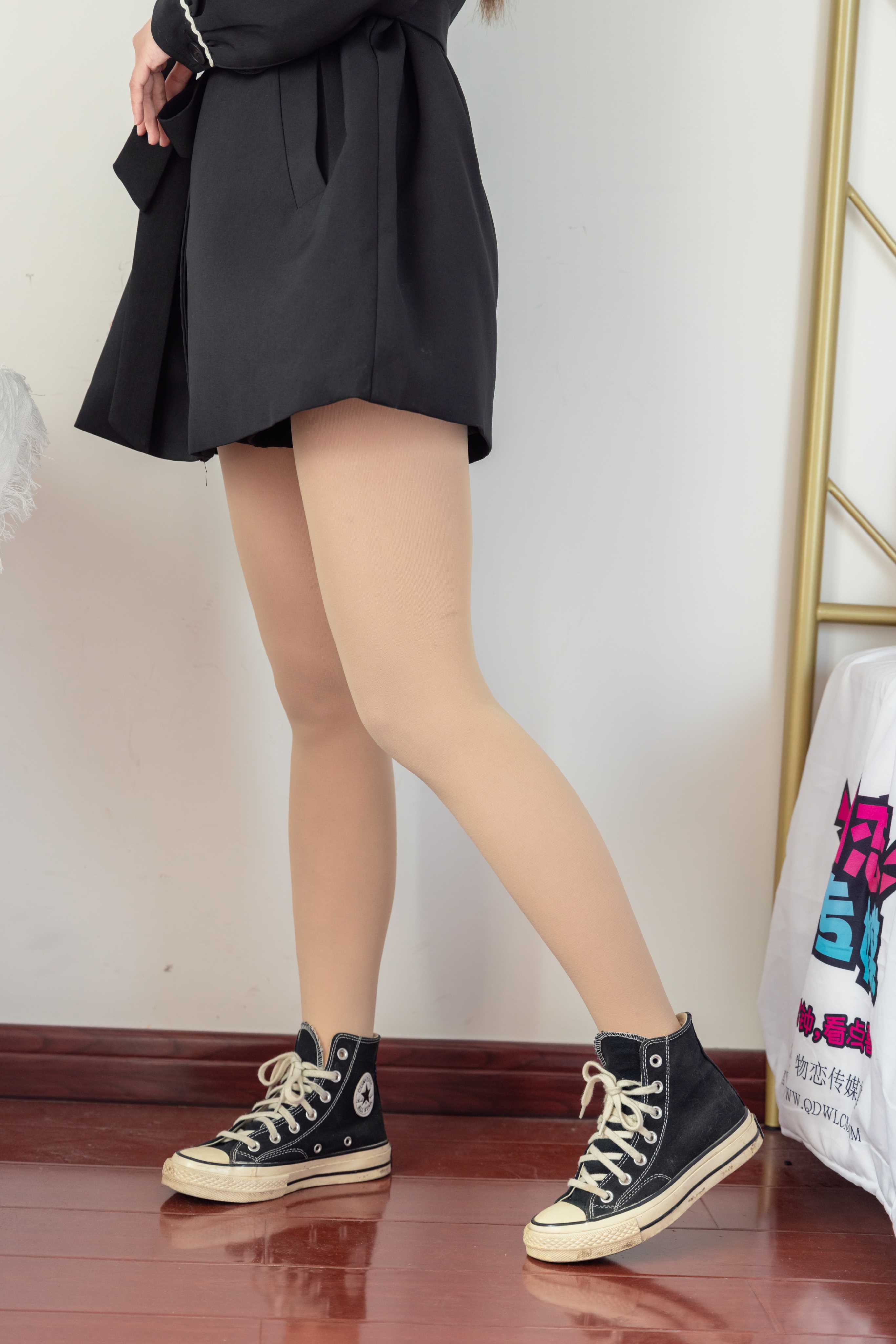 物恋传媒 NO.968 糖糖-岁月如歌 [142P+1V／4.09GB]