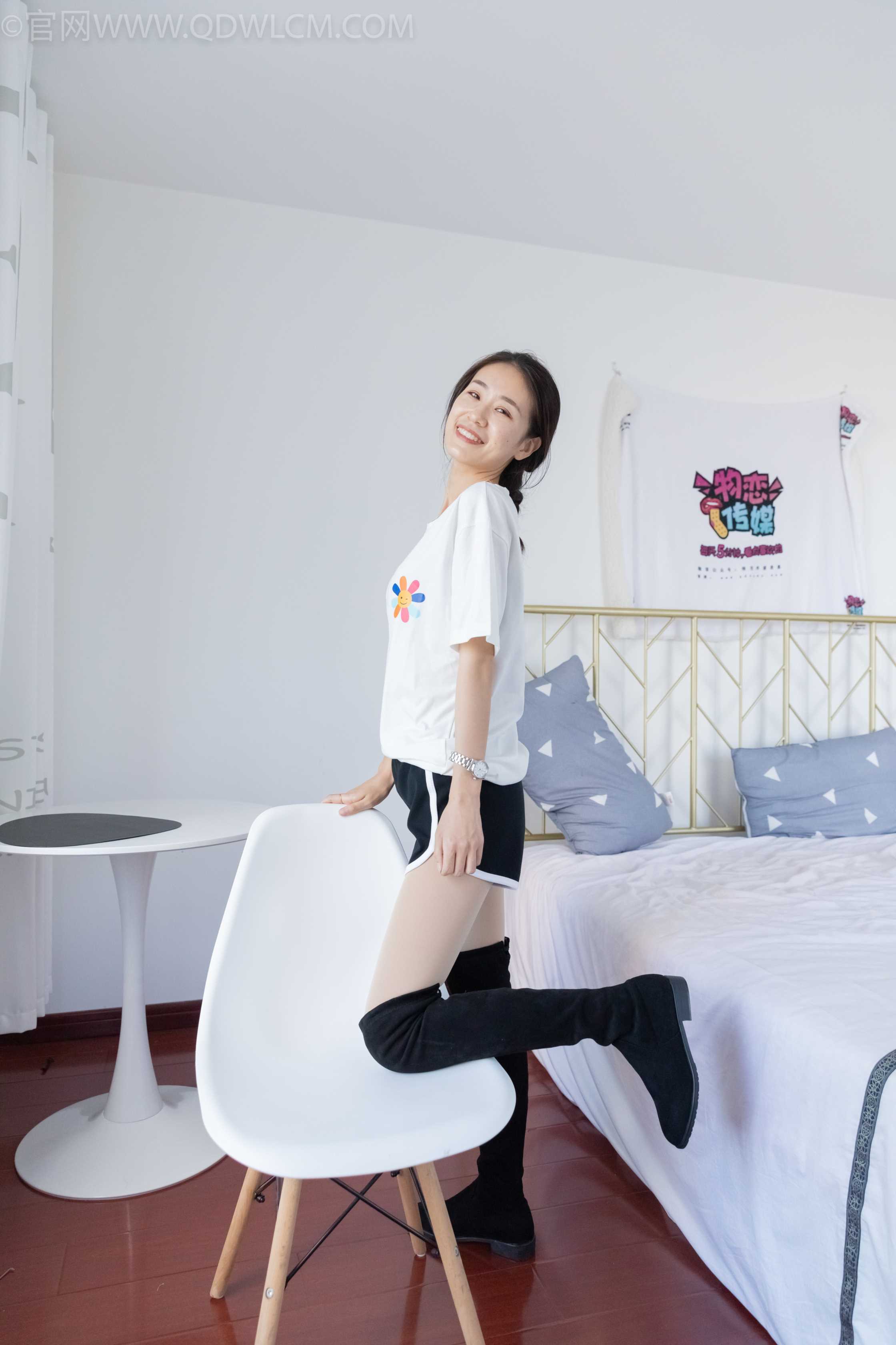 物恋传媒 NO.971 菜菜-夜雪 [119P+1V／3.06GB]