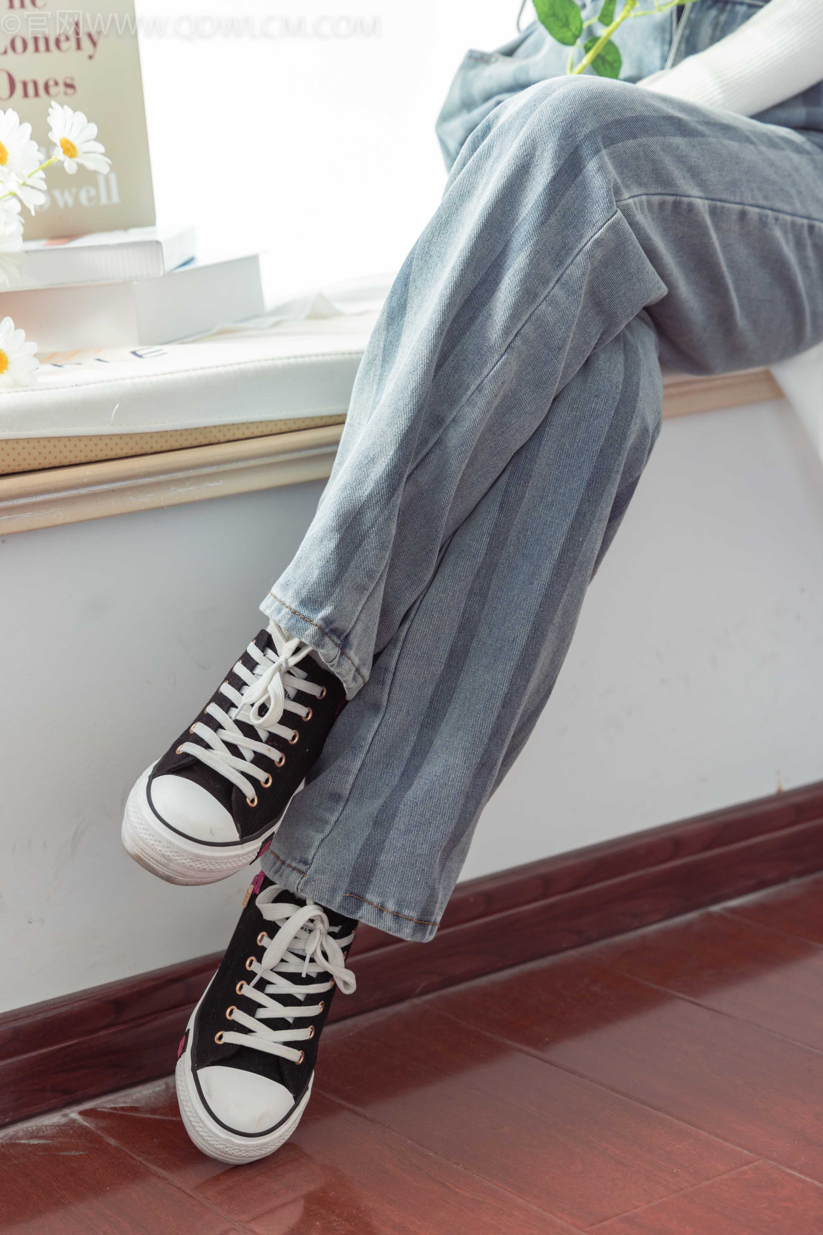 物恋传媒 NO.974 露露-回忆里的雨 [137P+1V／4.04GB]