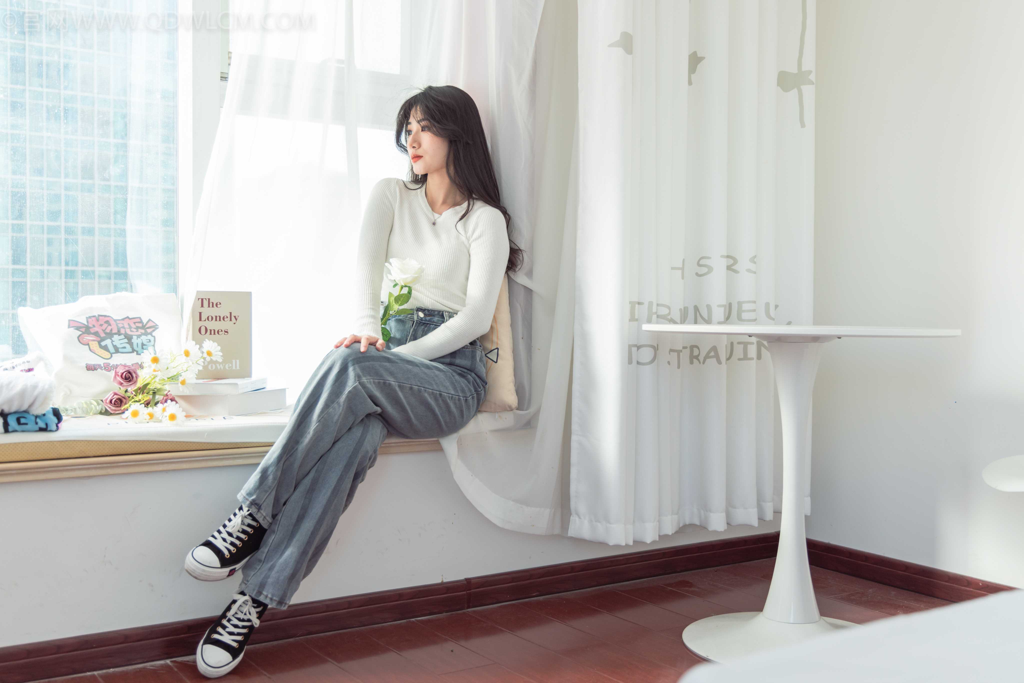 物恋传媒 NO.974 露露-回忆里的雨 [137P+1V／4.04GB]