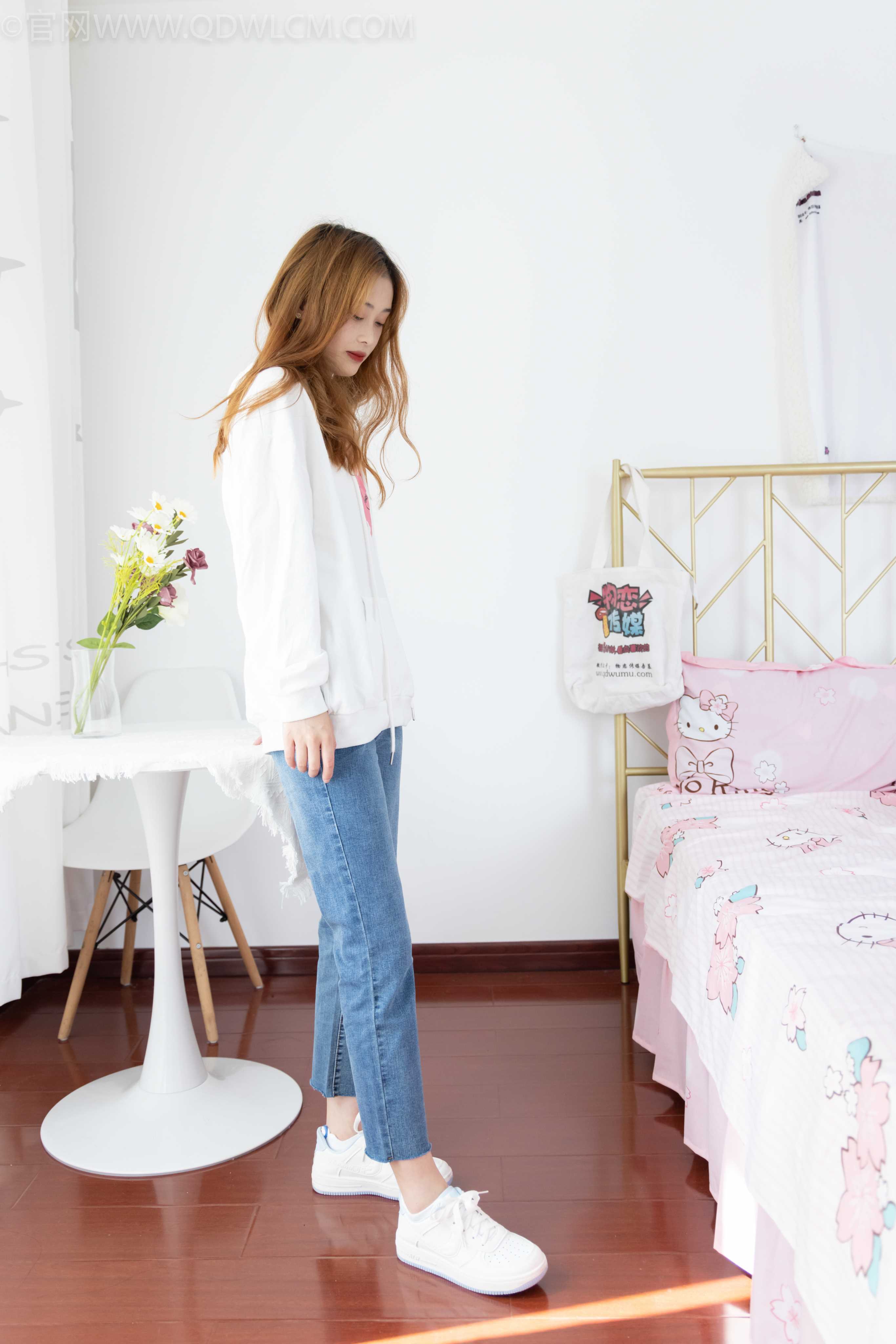 物恋传媒 NO.975 雪儿-风里的四季 [148P+1V／4.33GB]